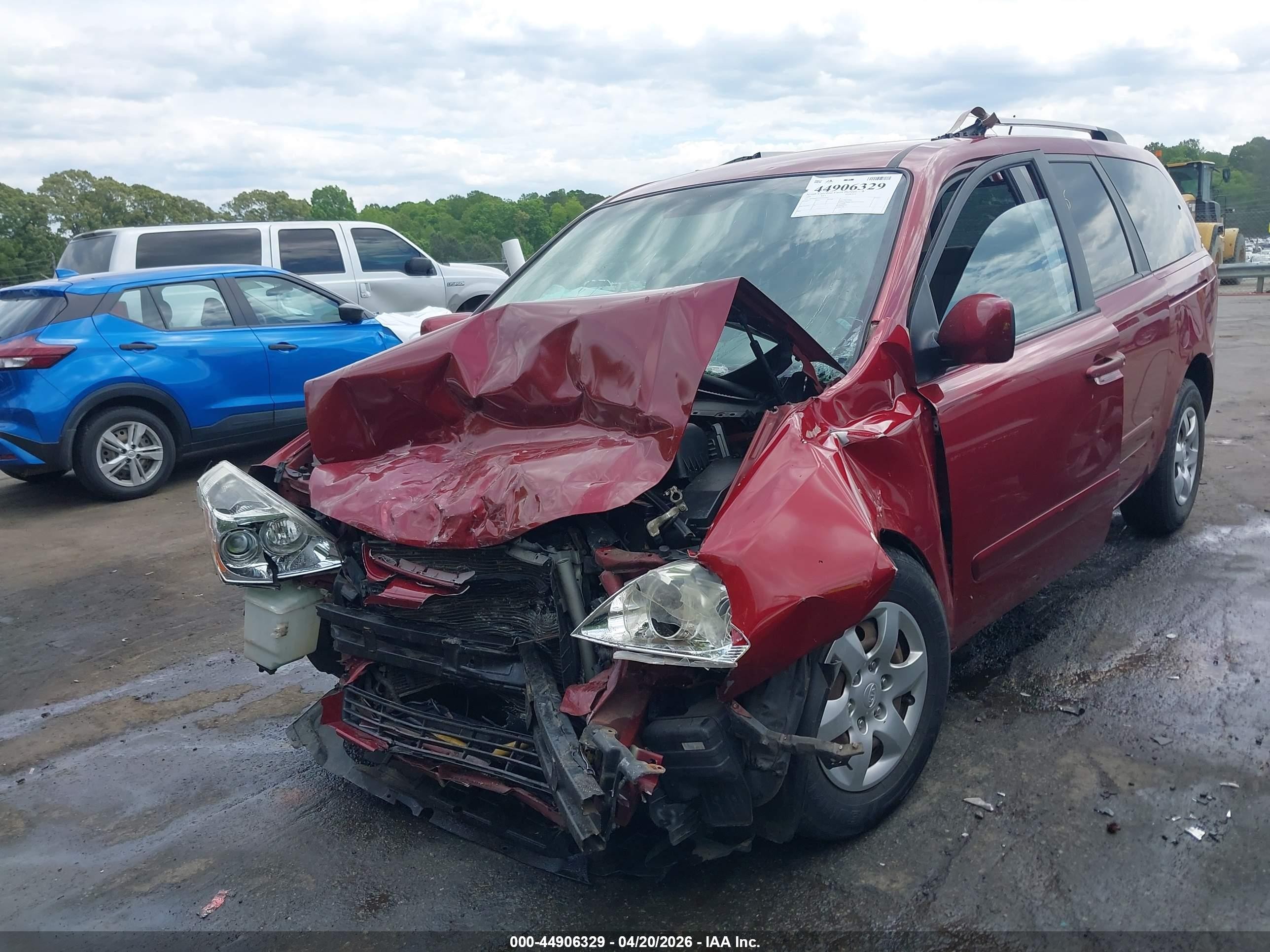 2009 Kia Sedona Lx Red vin: KNDMB233096307109