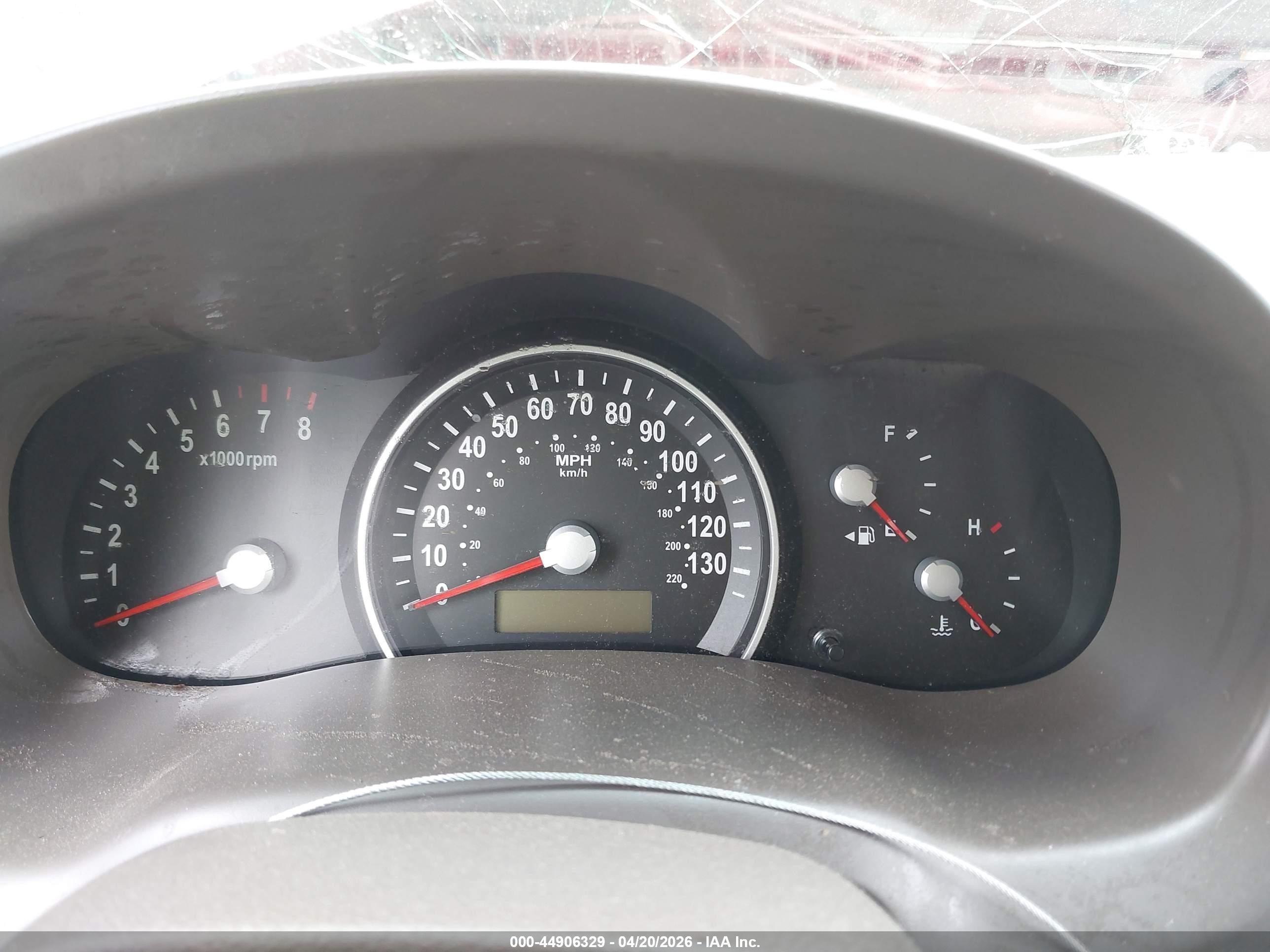 2009 Kia Sedona Lx Red vin: KNDMB233096307109