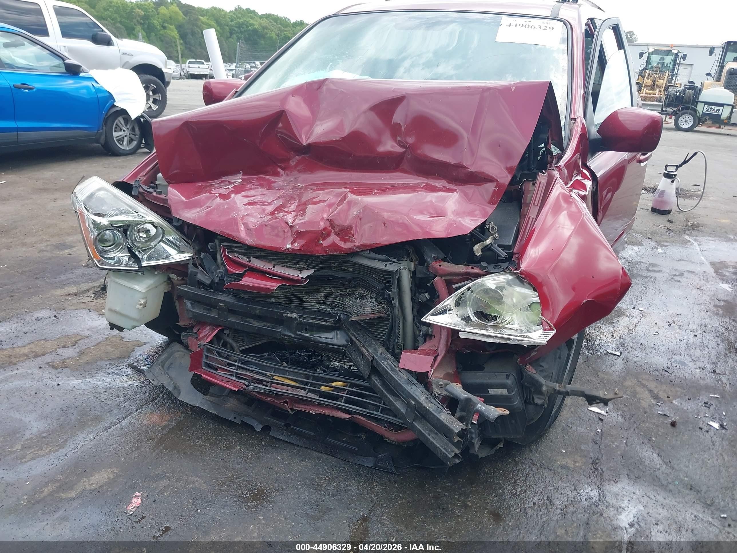2009 Kia Sedona Lx Red vin: KNDMB233096307109
