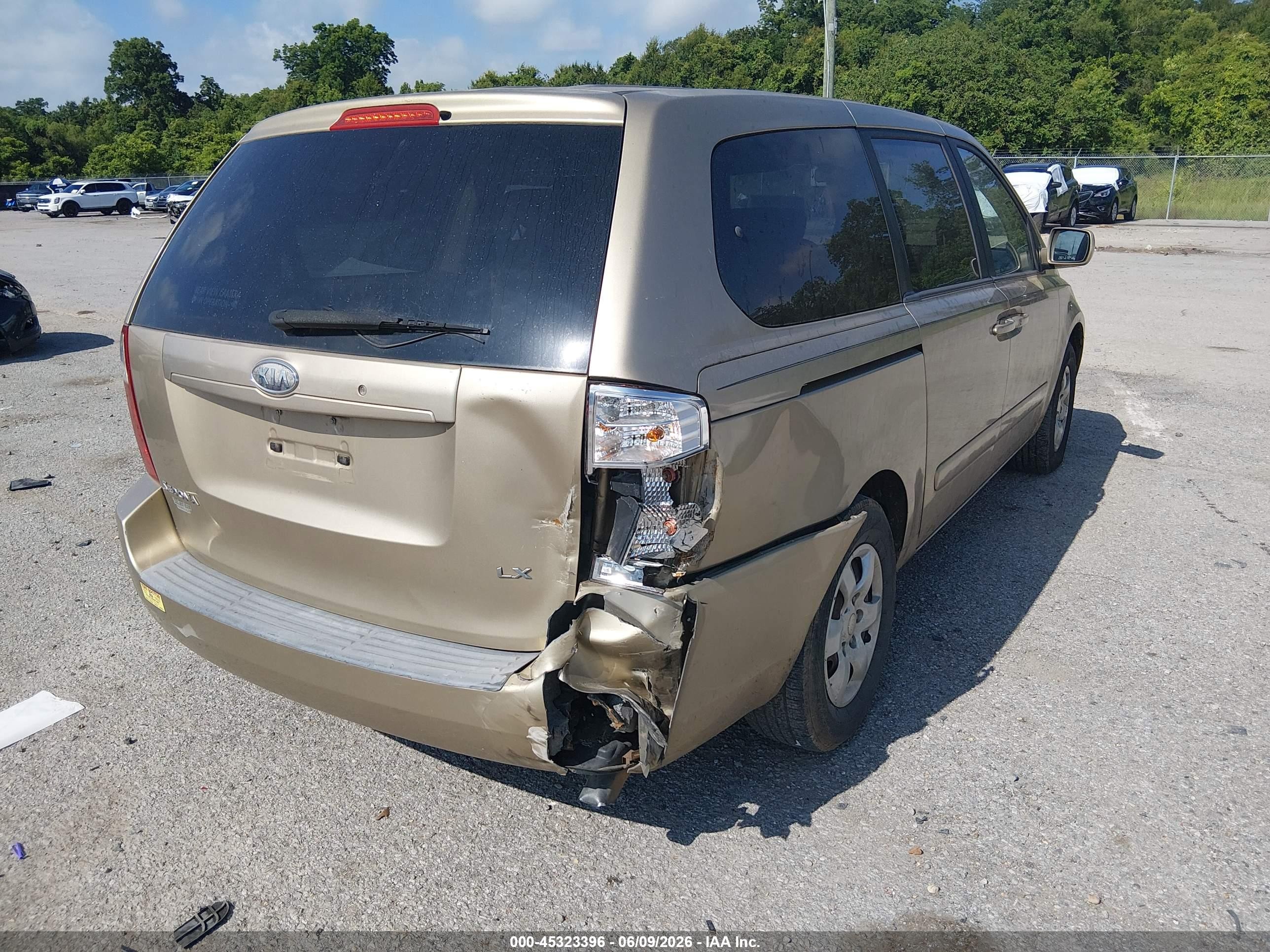 2006 Kia Sedona Ex/lx Champagne vin: KNDMB233166051705