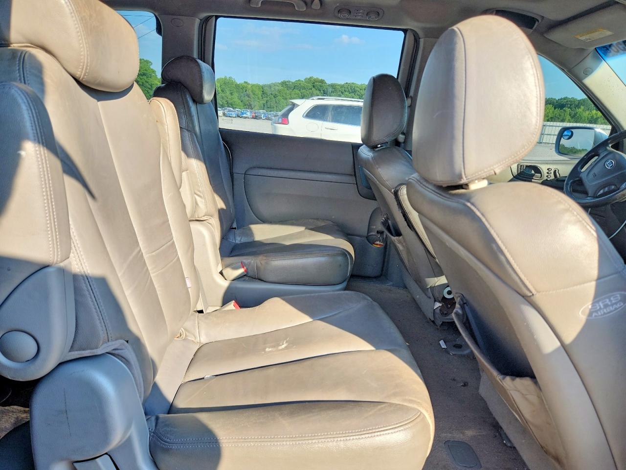 2006 Kia Sedona Lx Silver vin: KNDMB233166081593