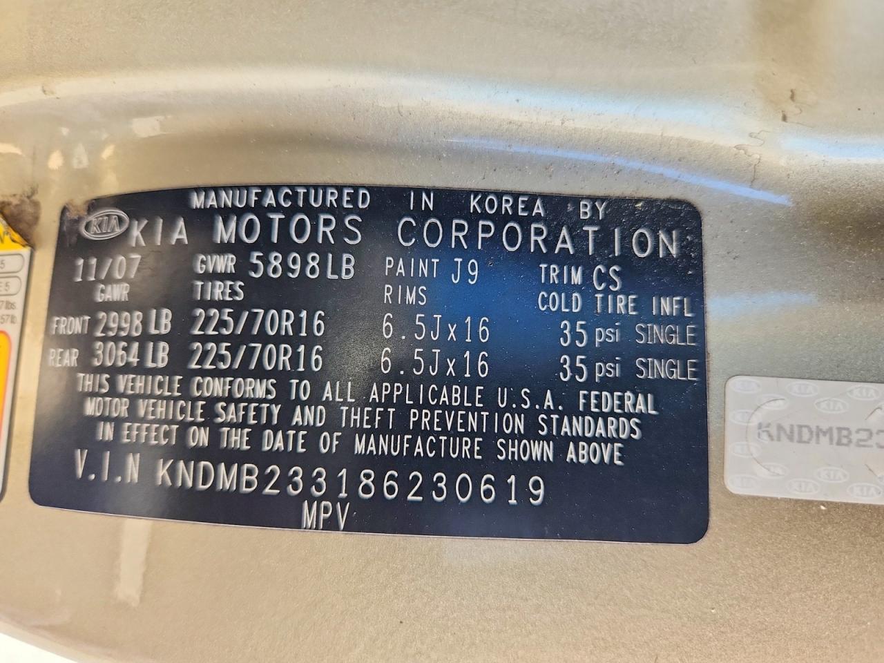 2008 Kia Sedona Lx Silver vin: KNDMB233186230619