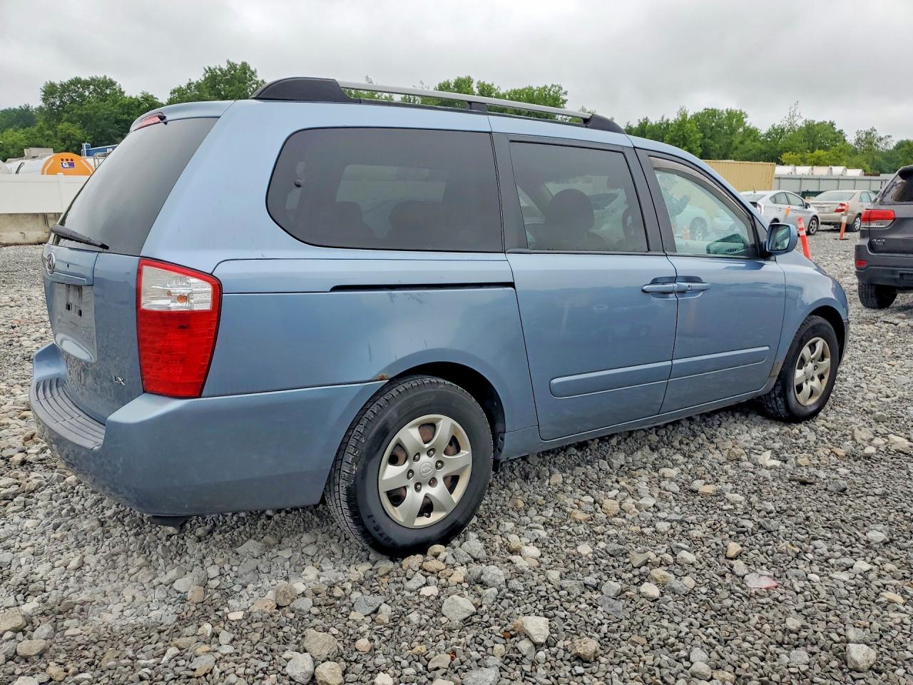 2008 Kia Sedona Lx Blue vin: KNDMB233186240826