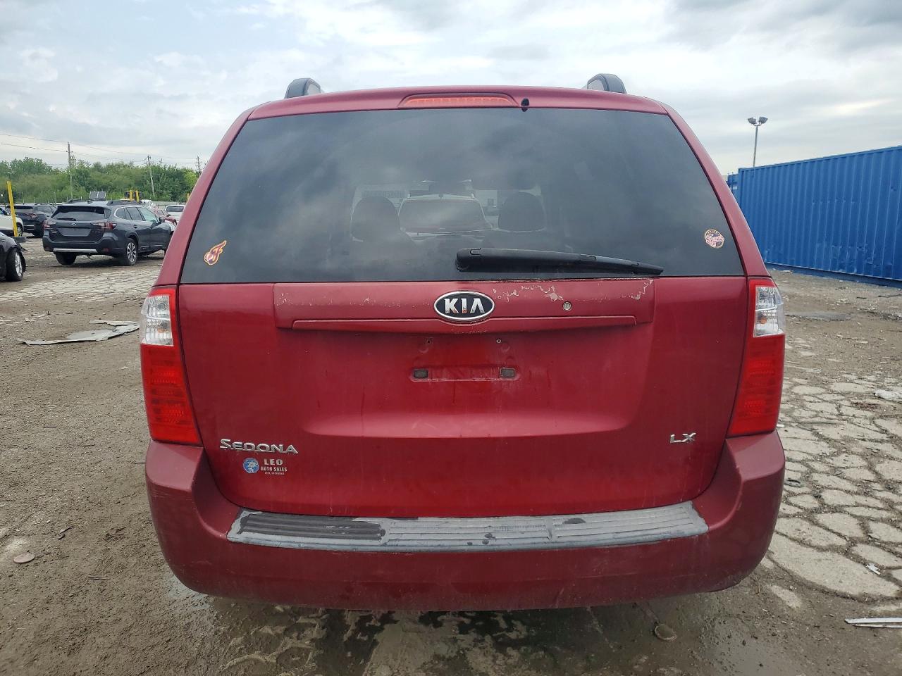 2008 Kia Sedona Lx Red vin: KNDMB233186249199