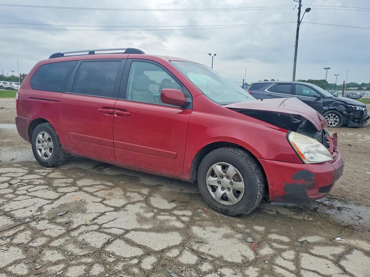 2008 Kia Sedona Lx Red vin: KNDMB233186249199