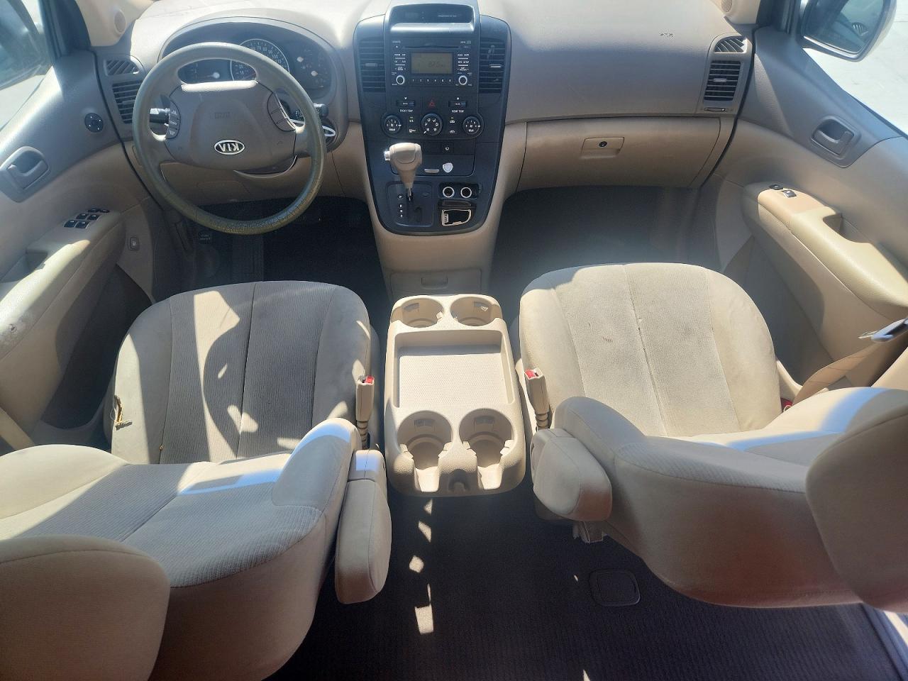2009 Kia Sedona Lx Gold vin: KNDMB233196304316
