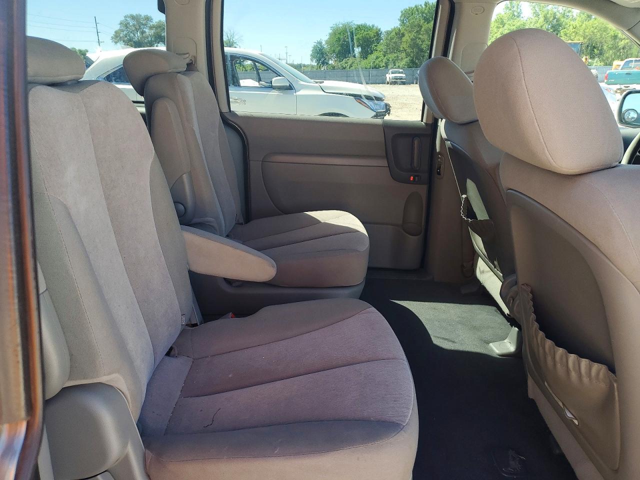2009 Kia Sedona Lx Gray vin: KNDMB233196313646