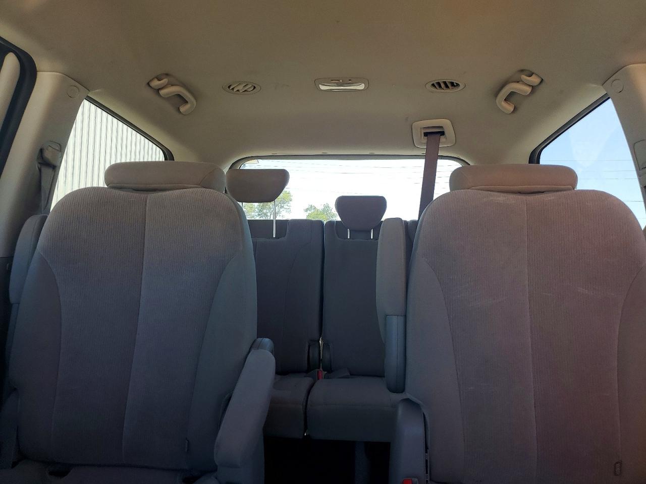 2009 Kia Sedona Lx Gray vin: KNDMB233196313646