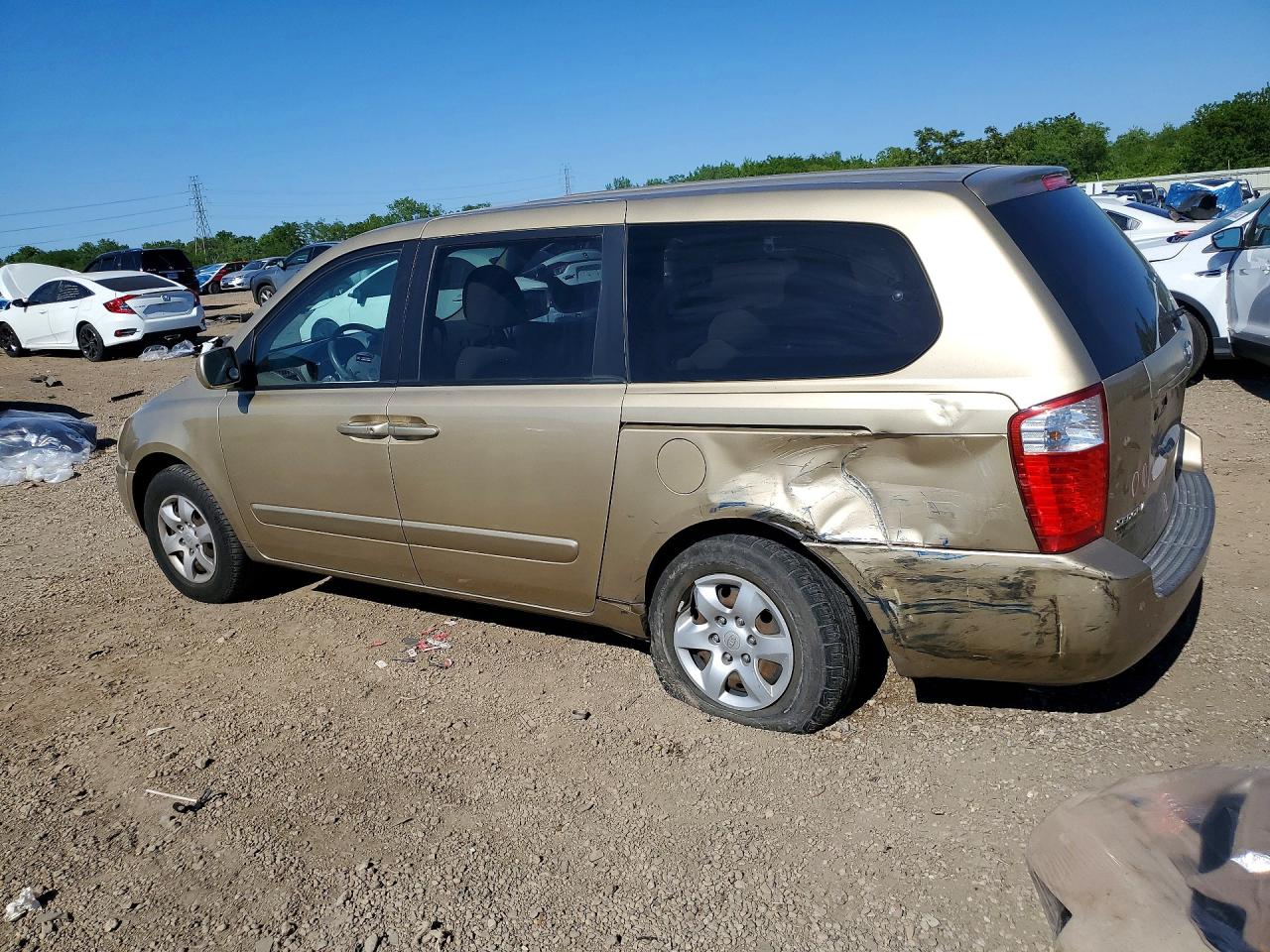 2006 Kia Sedona Lx Gold vin: KNDMB233266034220