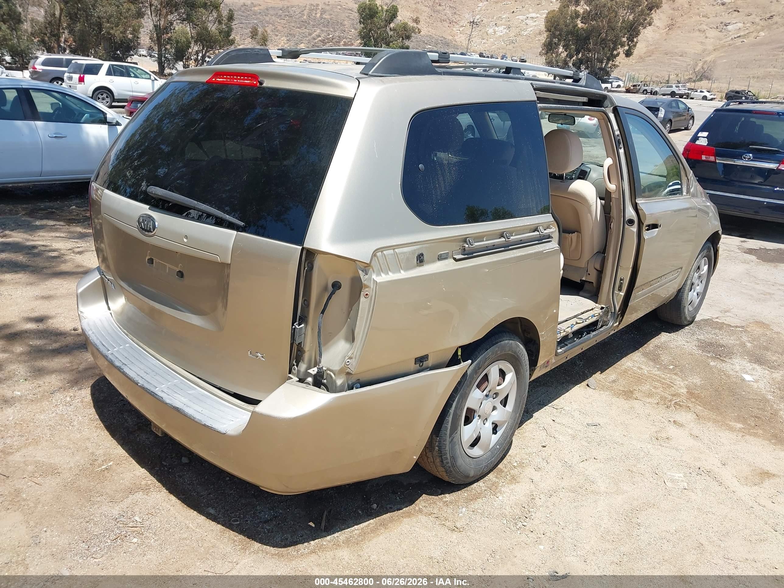 2007 Kia Sedona Lx Champagne vin: KNDMB233276109130