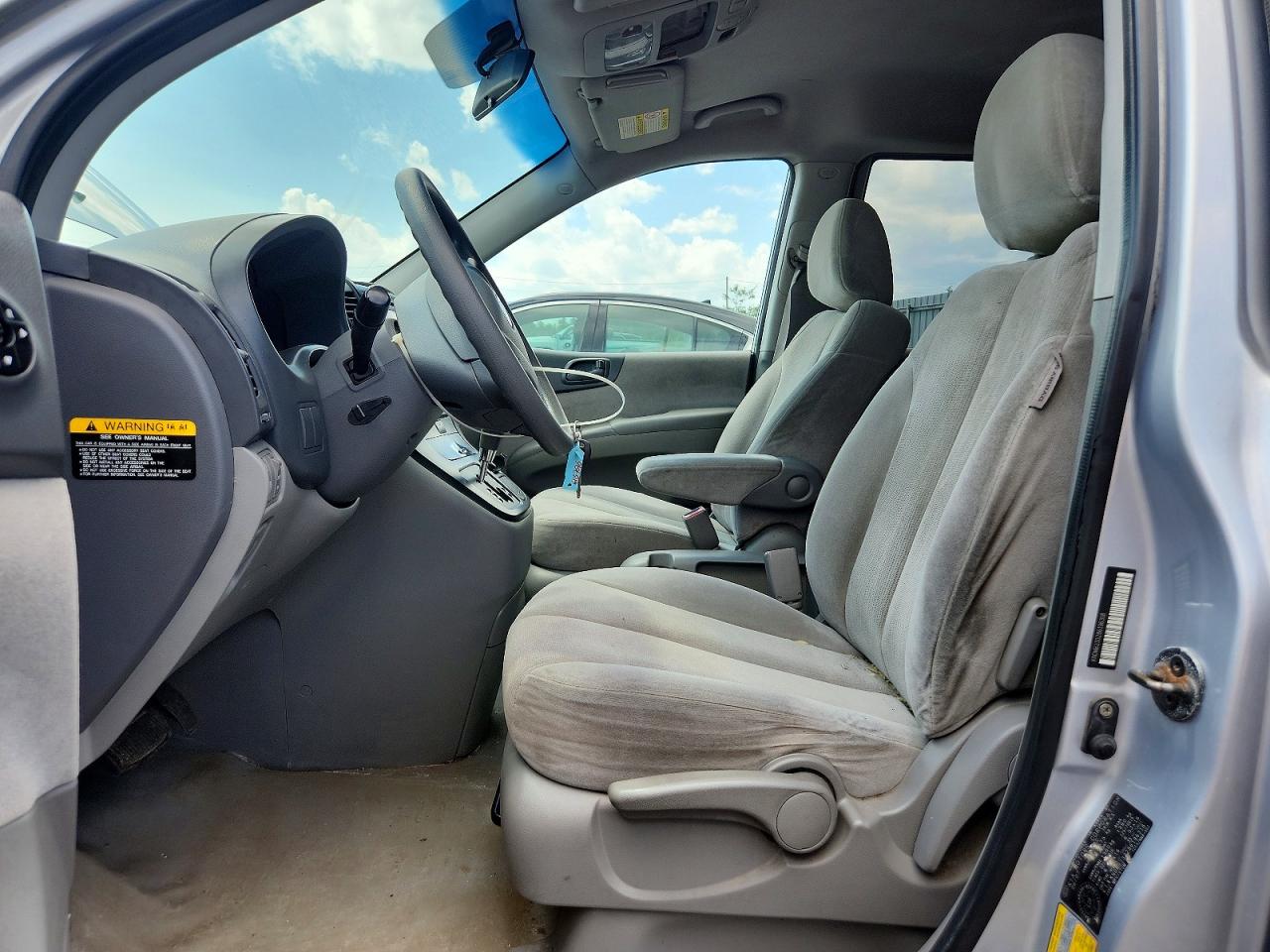 2008 Kia Sedona Lx Silver vin: KNDMB233286196318