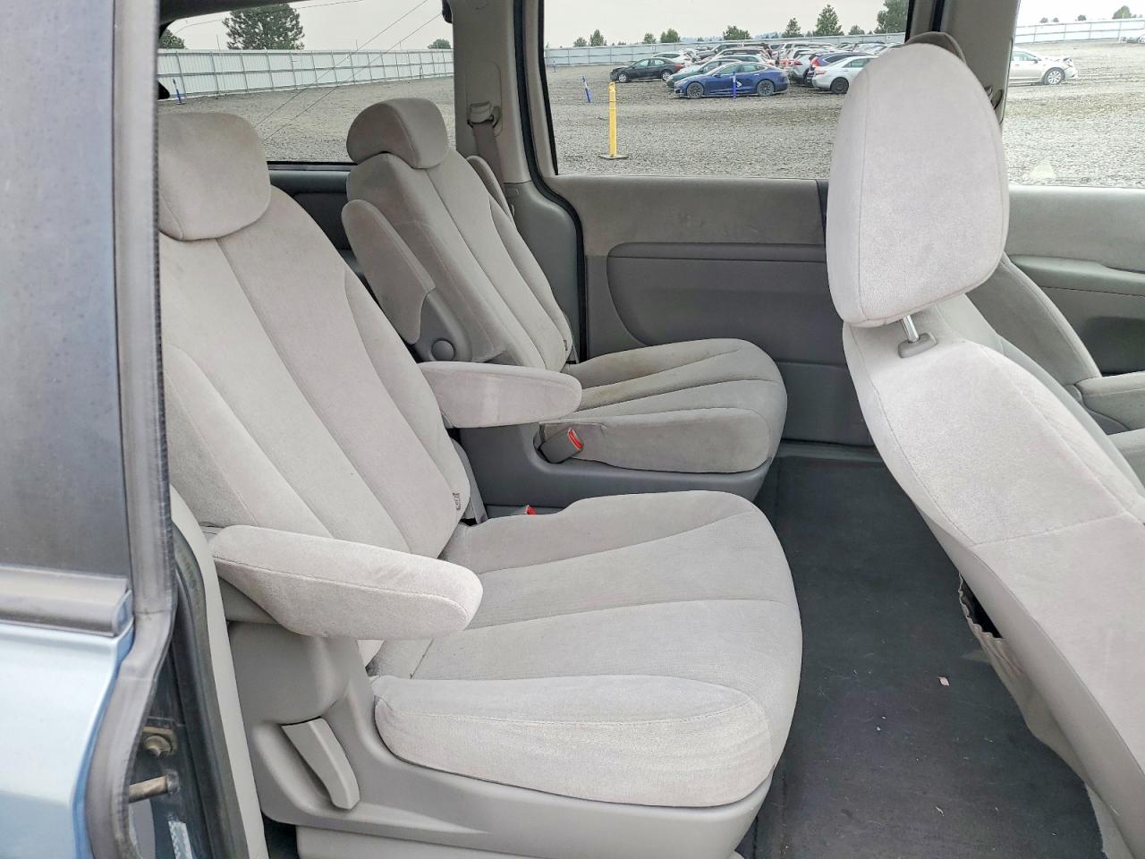 2008 Kia Sedona Lx Синий vin: KNDMB233286196643