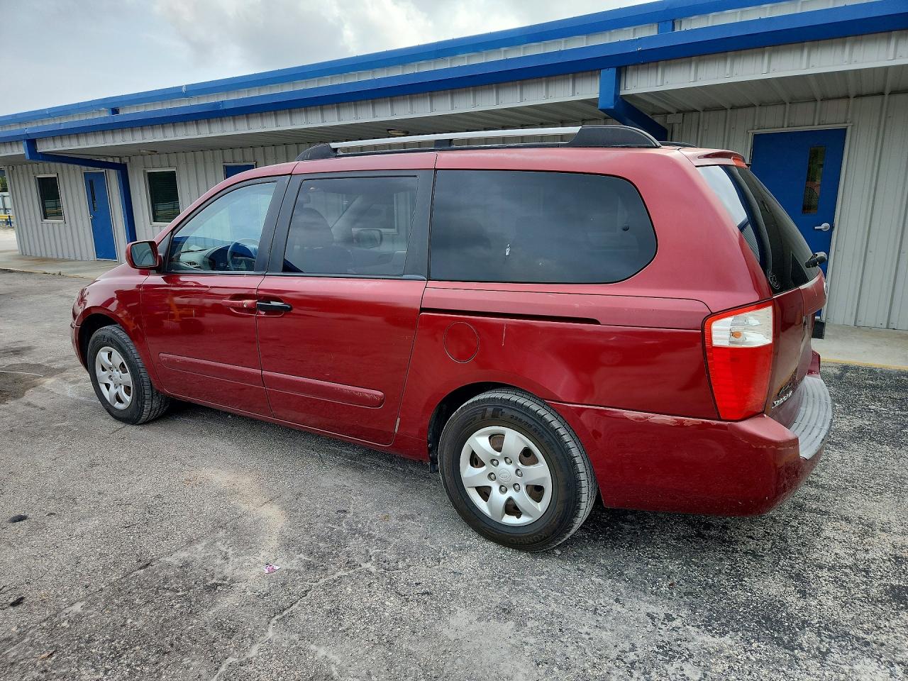 2008 Kia Sedona Lx Maroon vin: KNDMB233286197744