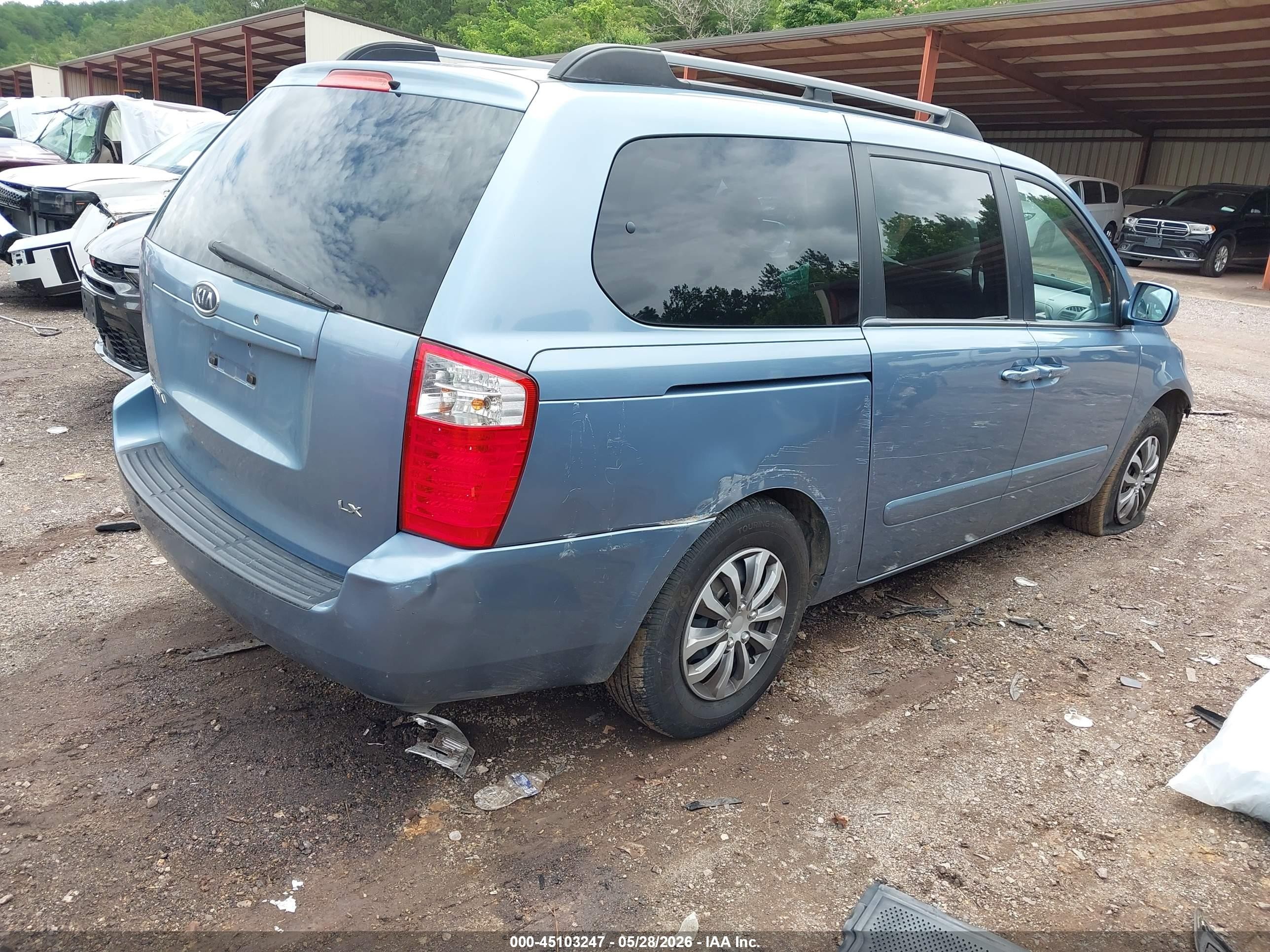 2008 Kia Sedona Lx Light Blue vin: KNDMB233286225638