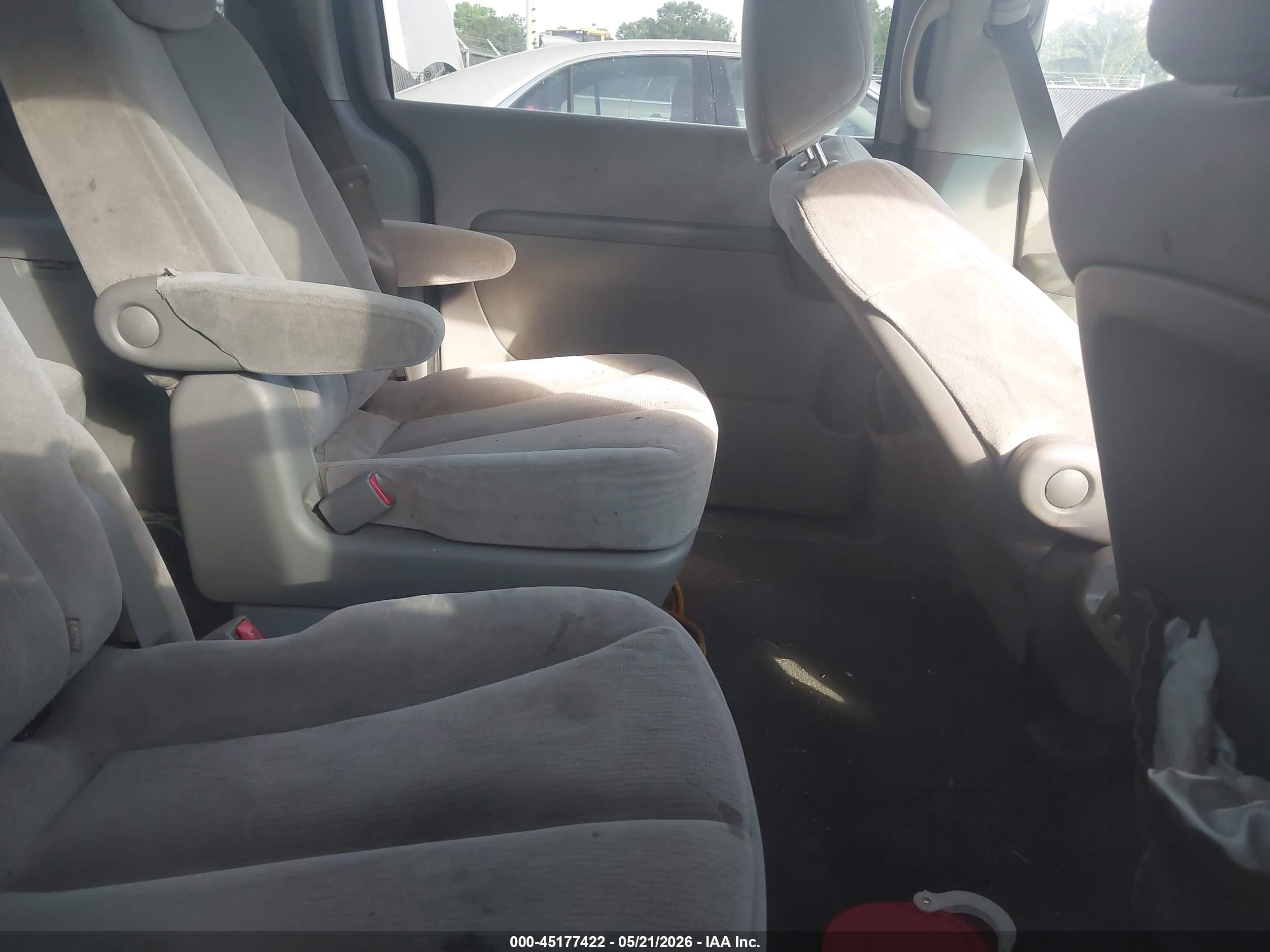 2008 Kia Sedona Lx Blue vin: KNDMB233286254752