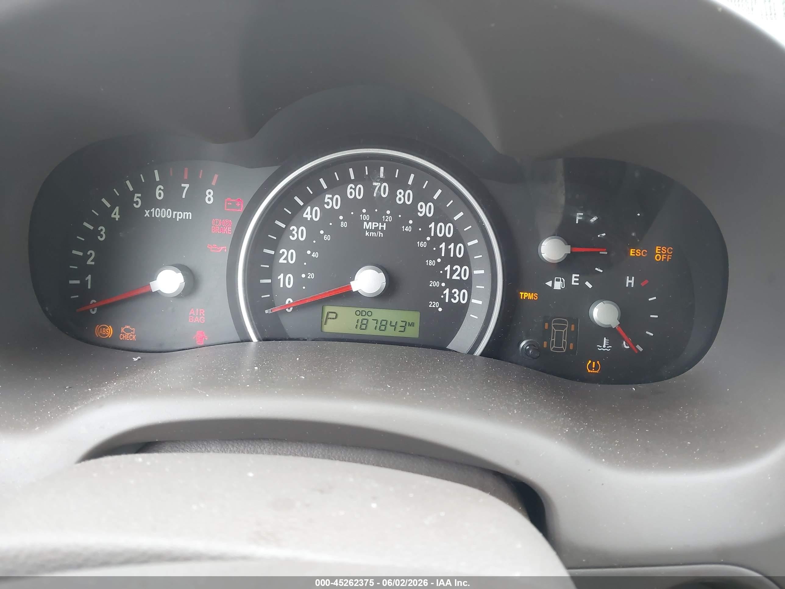 2008 Kia Sedona Lx Gold vin: KNDMB233286255335