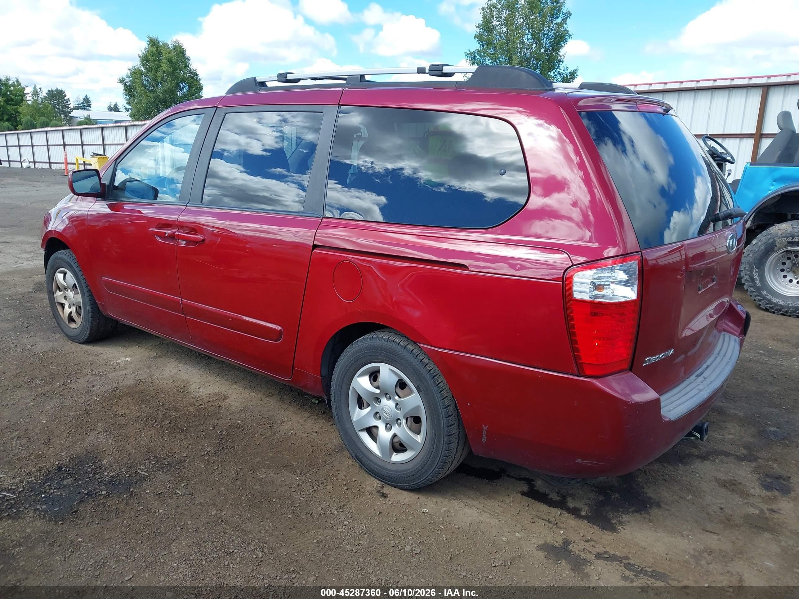 2008 Kia Sedona Lx Red vin: KNDMB233286265931