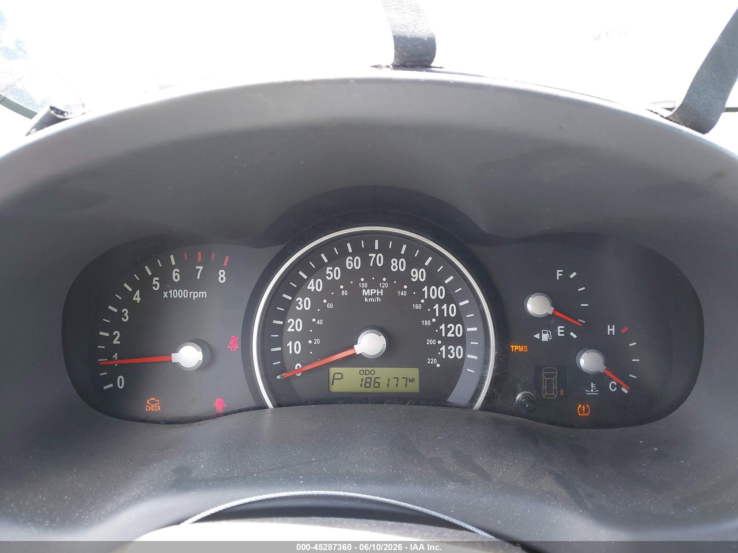 2008 Kia Sedona Lx Red vin: KNDMB233286265931