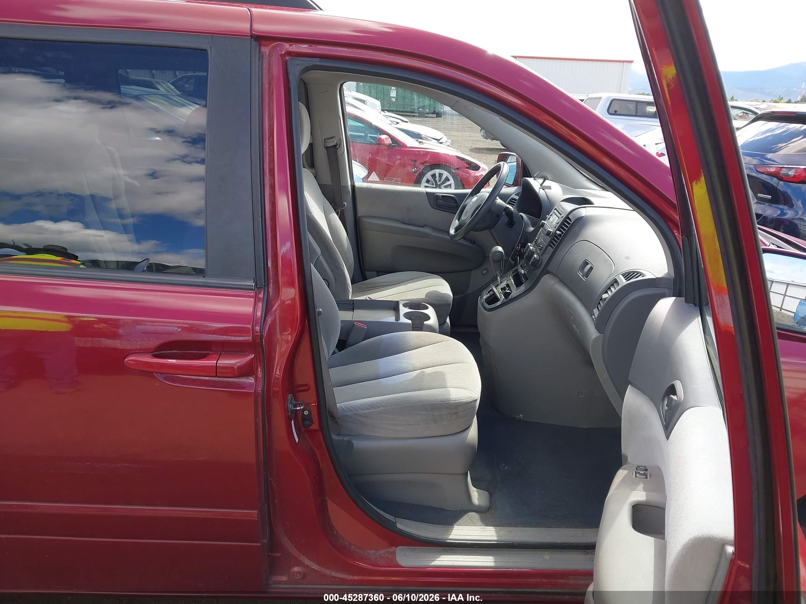 2008 Kia Sedona Lx Red vin: KNDMB233286265931