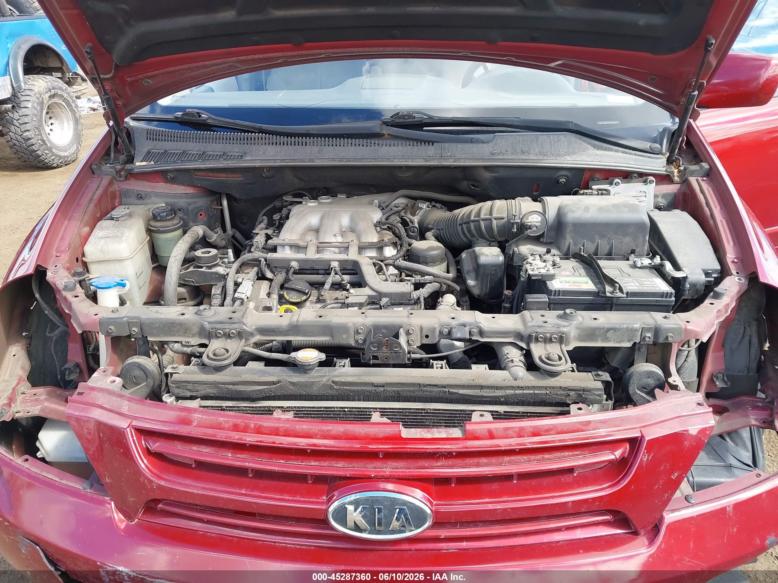 2008 Kia Sedona Lx Red vin: KNDMB233286265931