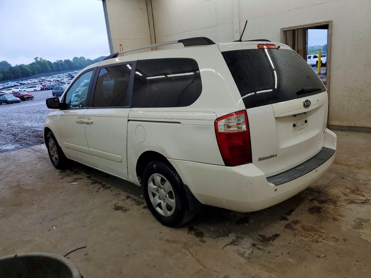 2009 Kia Sedona Lx White vin: KNDMB233296320069