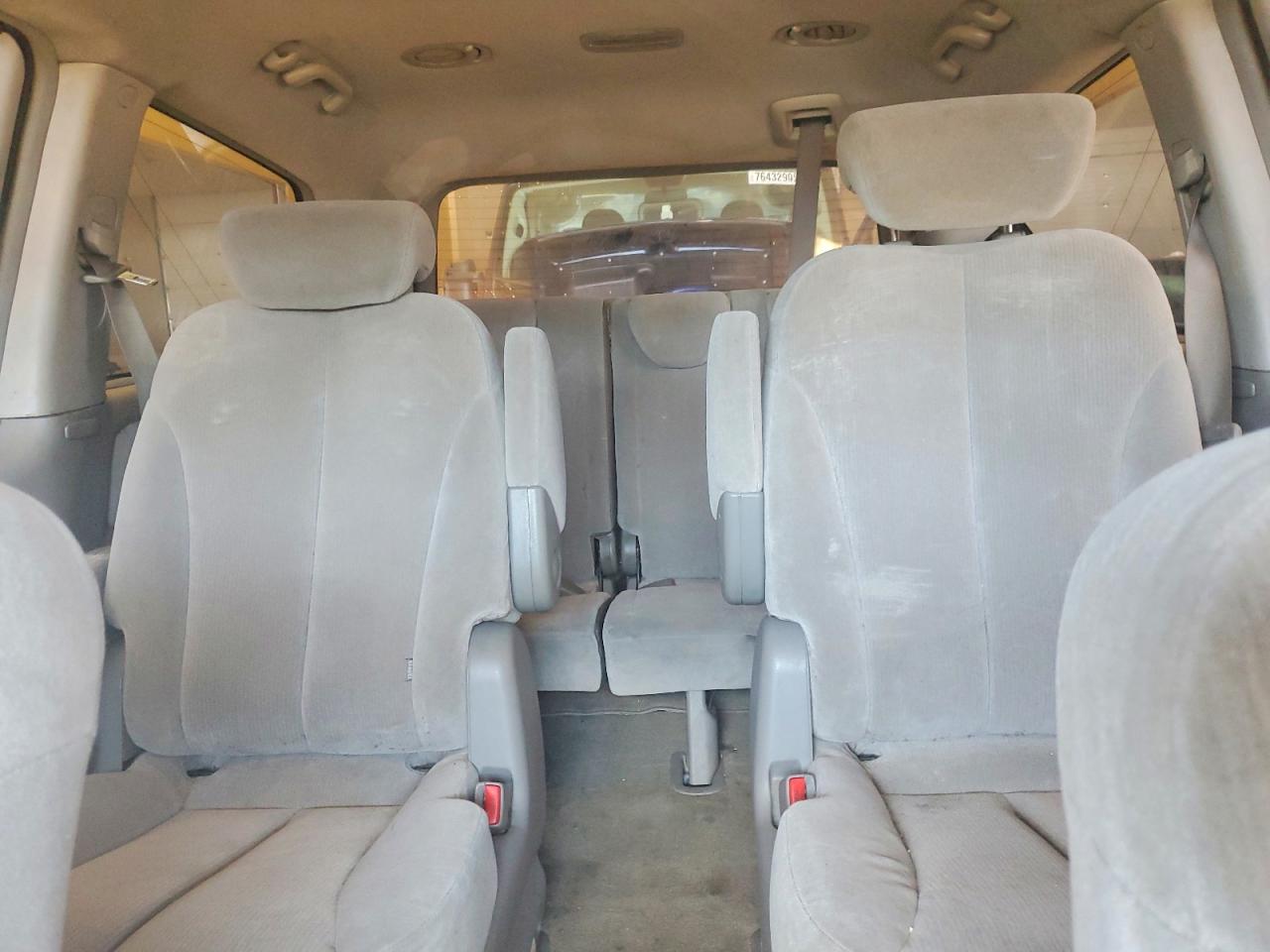 2006 Kia Sedona Ex Blue vin: KNDMB233366049132