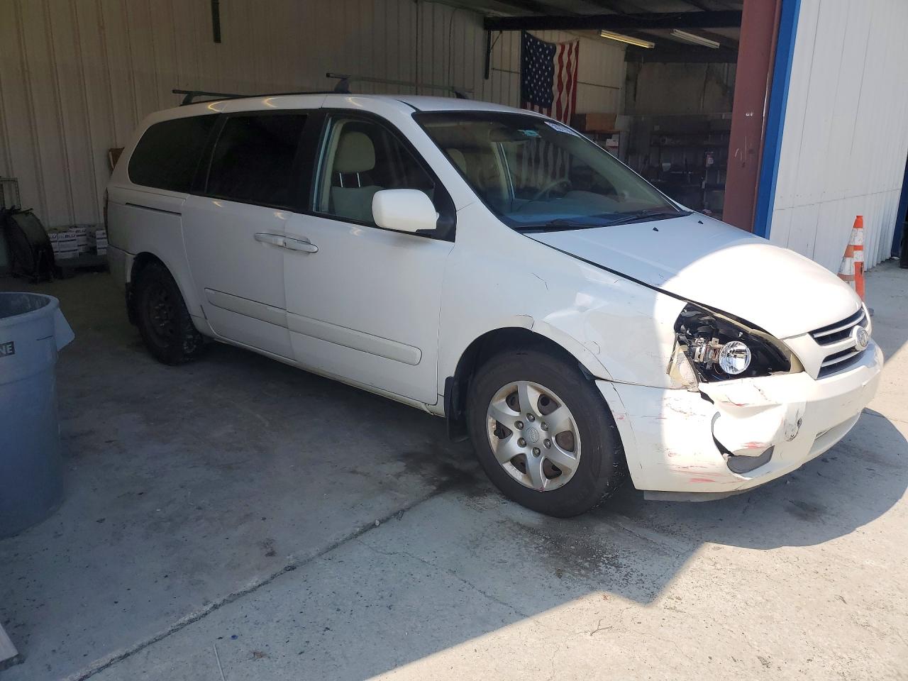 2006 Kia Sedona Lx White vin: KNDMB233366050877