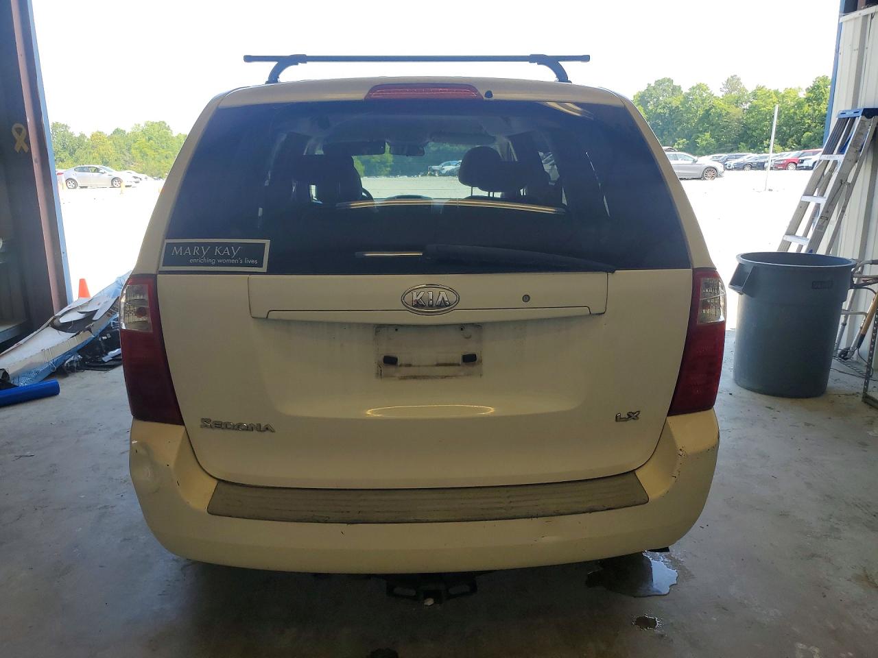 2006 Kia Sedona Lx White vin: KNDMB233366050877