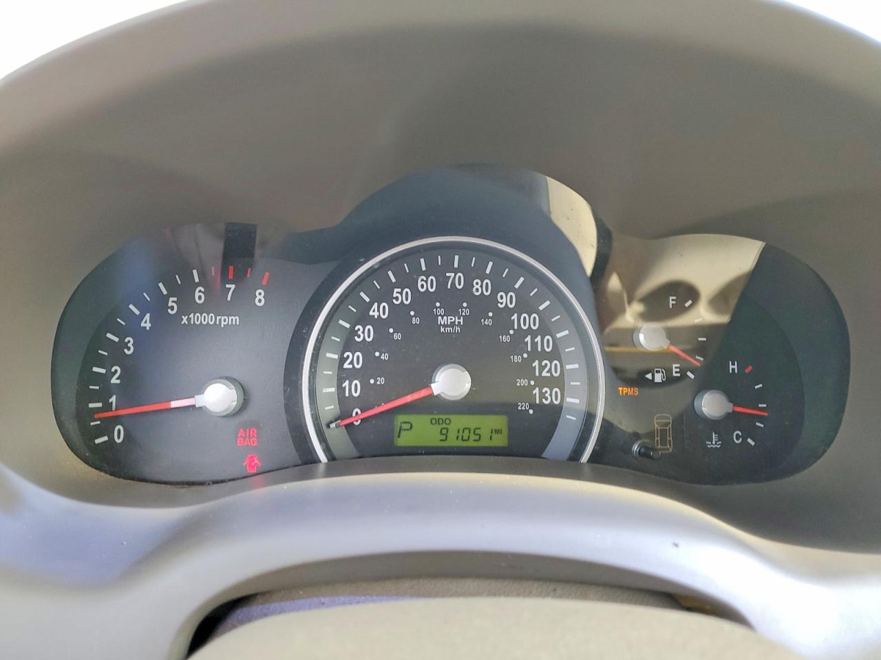 2006 Kia Sedona Lx Tan vin: KNDMB233366055884