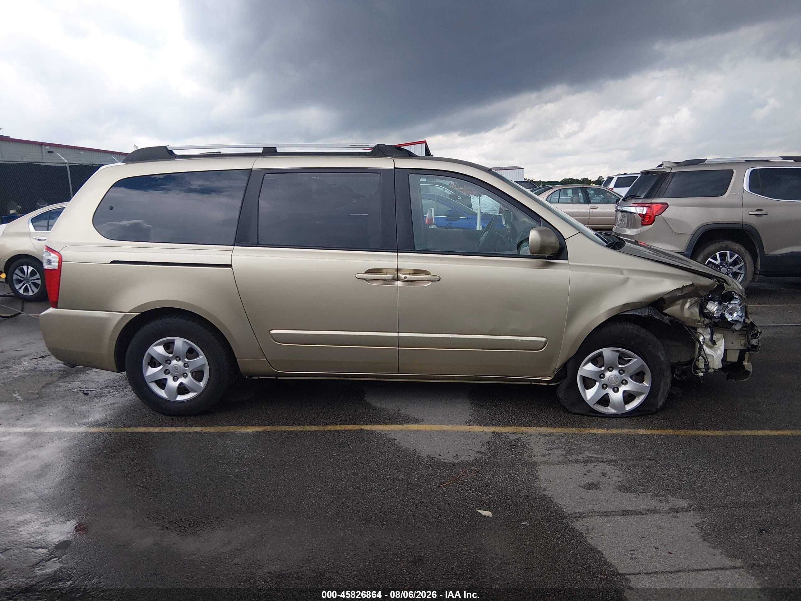 2007 Kia Sedona Lx Champagne vin: KNDMB233376104728