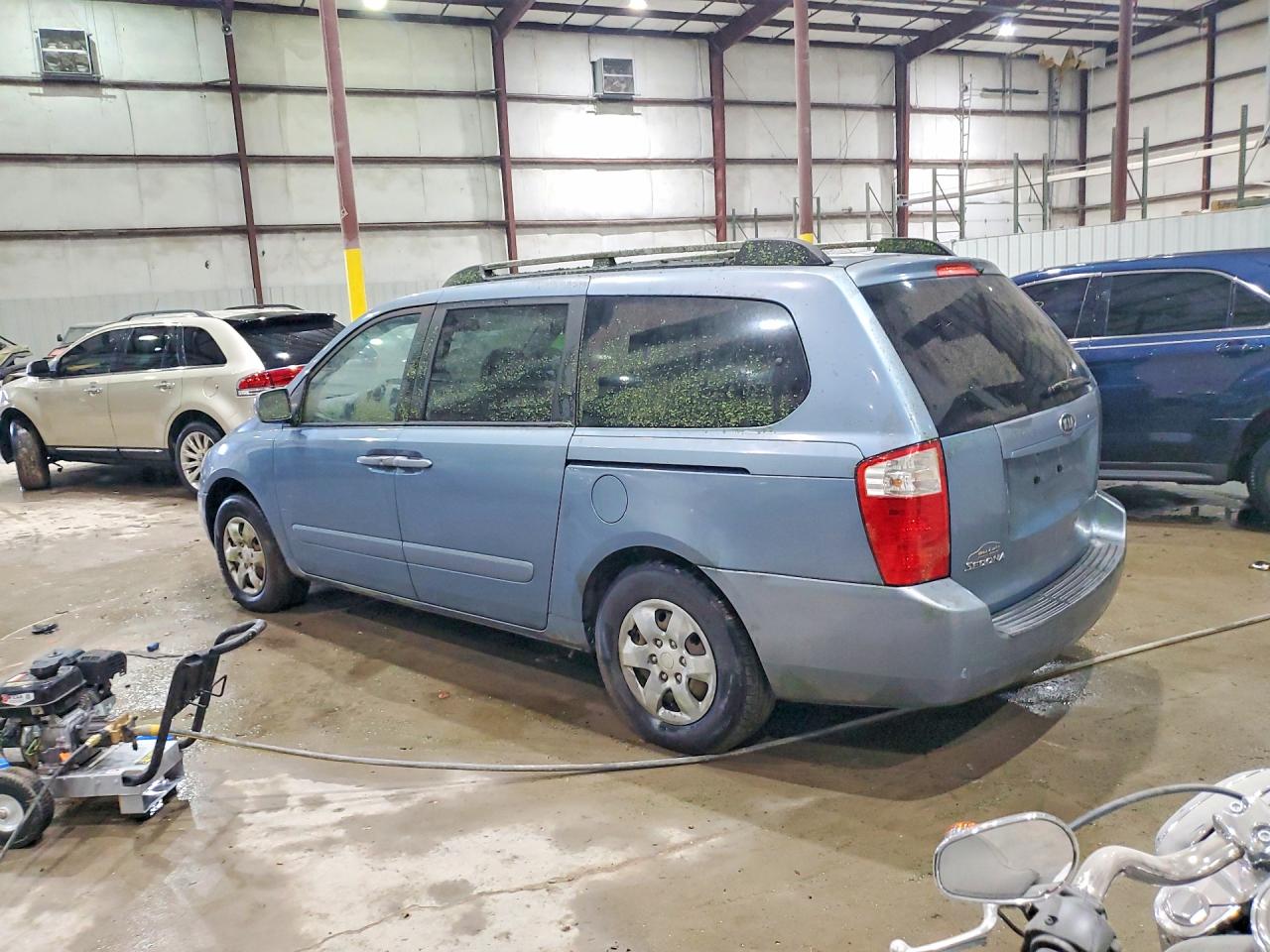2007 Kia Sedona Base Blue vin: KNDMB233376154240