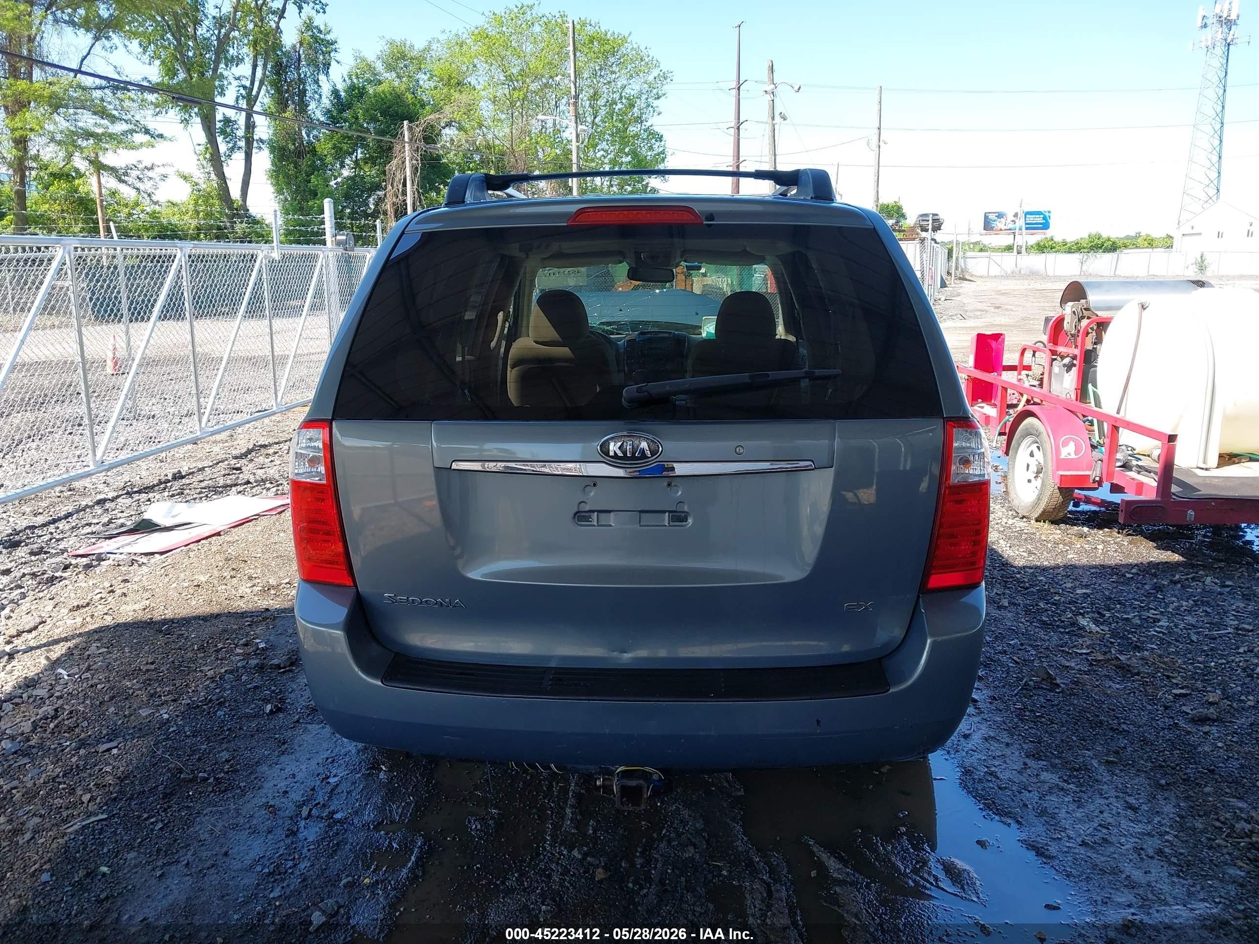 2007 Kia Sedona Ex Blue vin: KNDMB233376172091