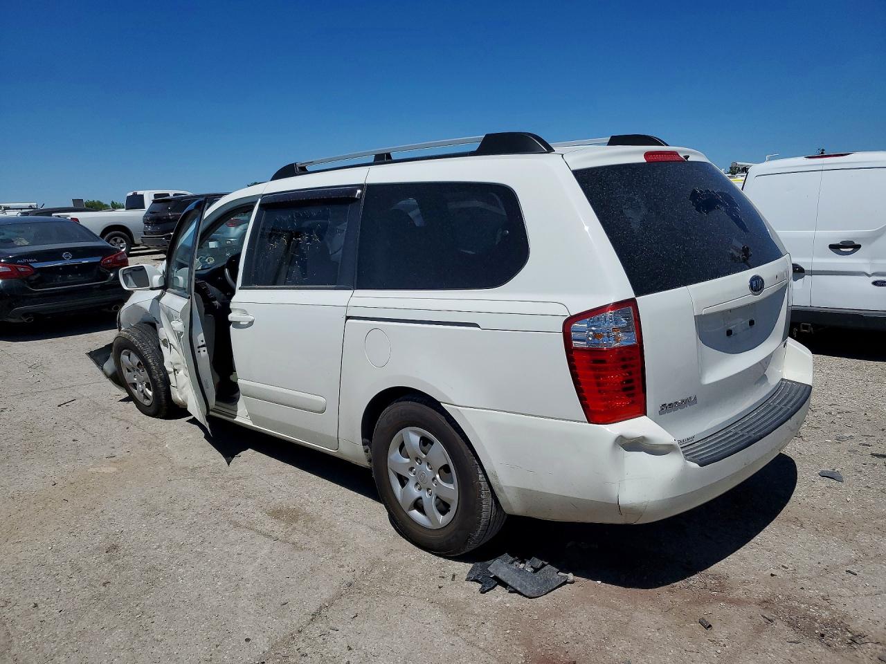 2006 Kia Sedona Lx White vin: KNDMB233466031383