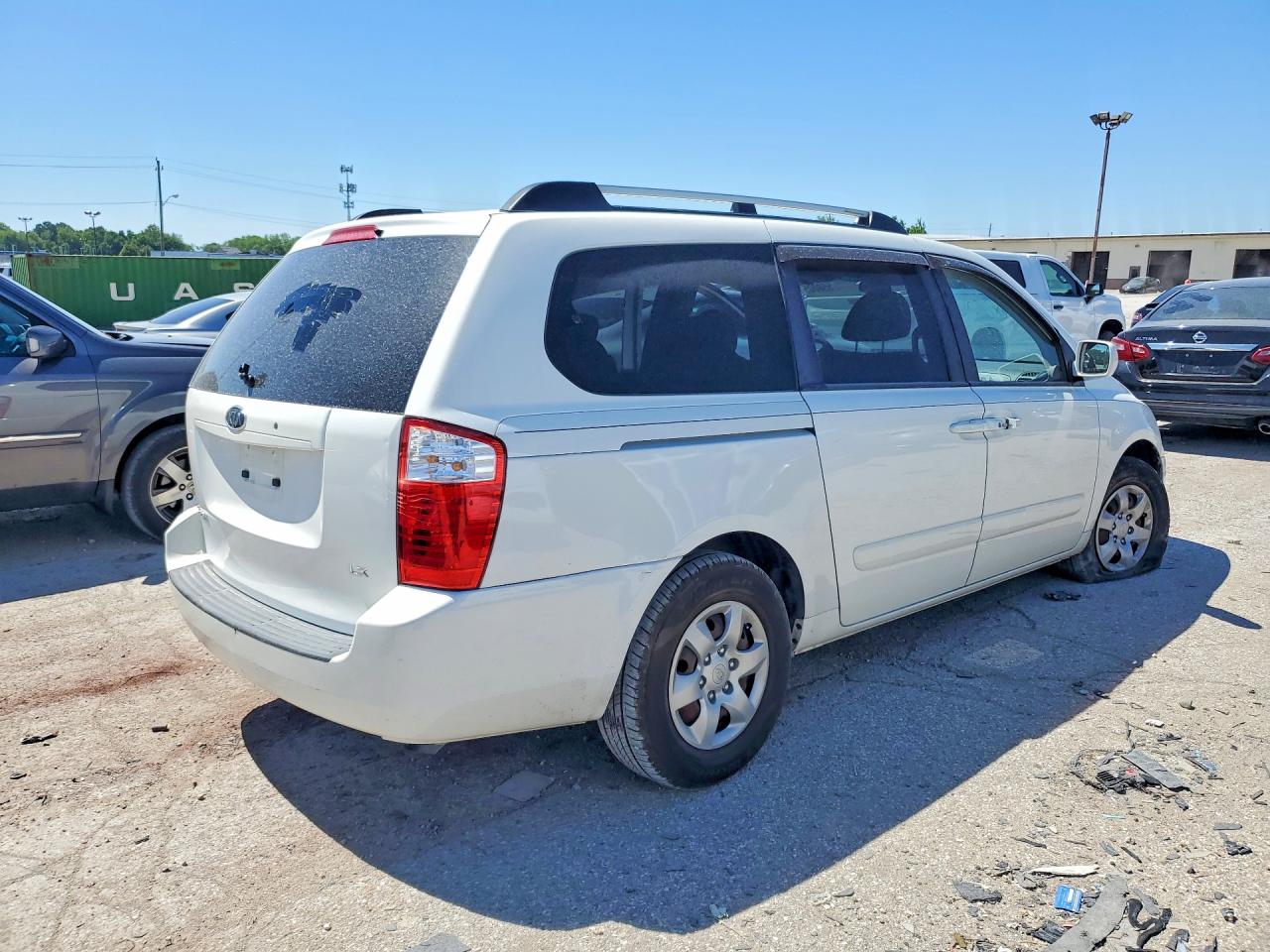 2006 Kia Sedona Lx White vin: KNDMB233466031383