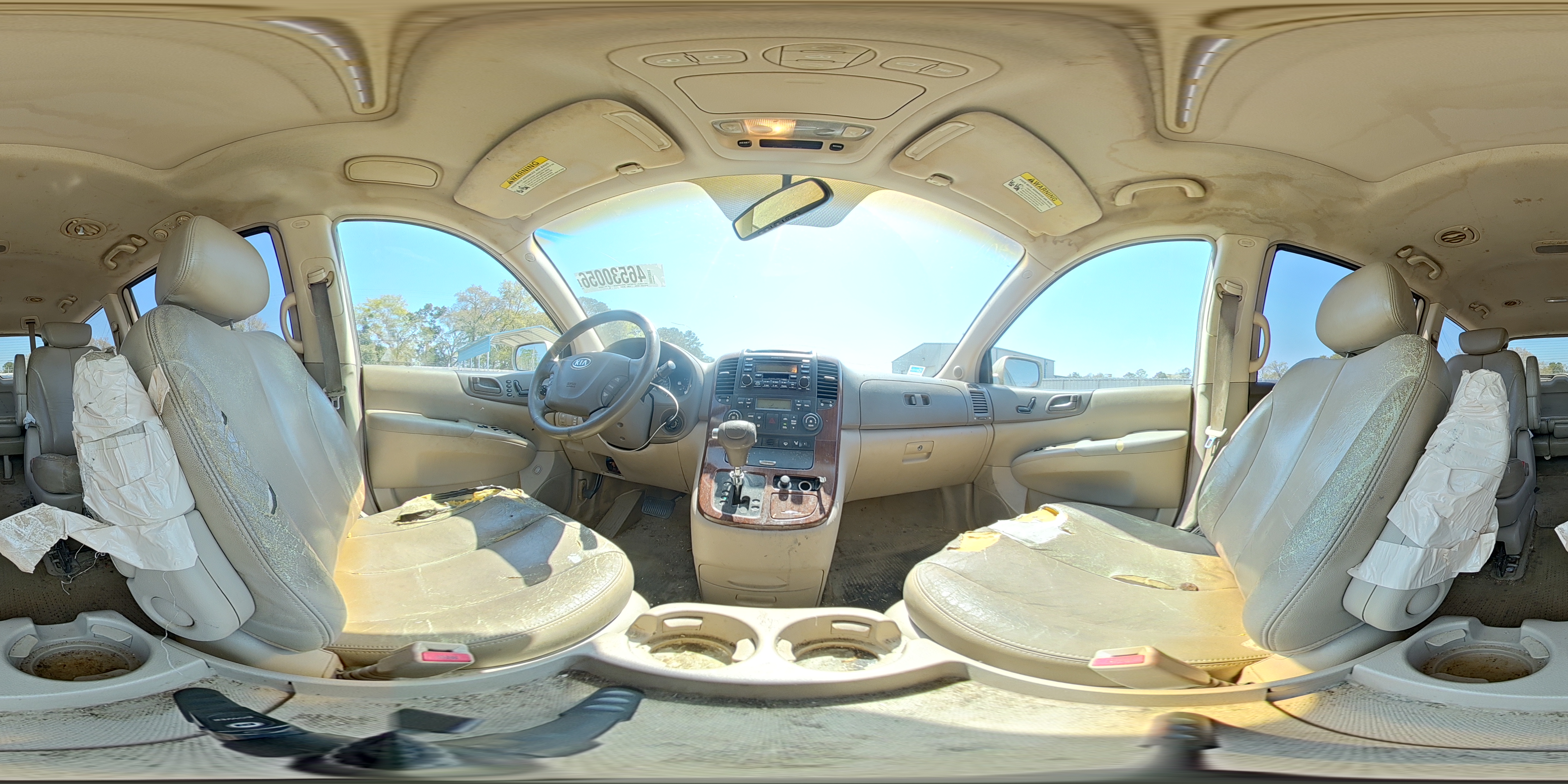2006 Kia Sedona Gold vin: KNDMB233466063203