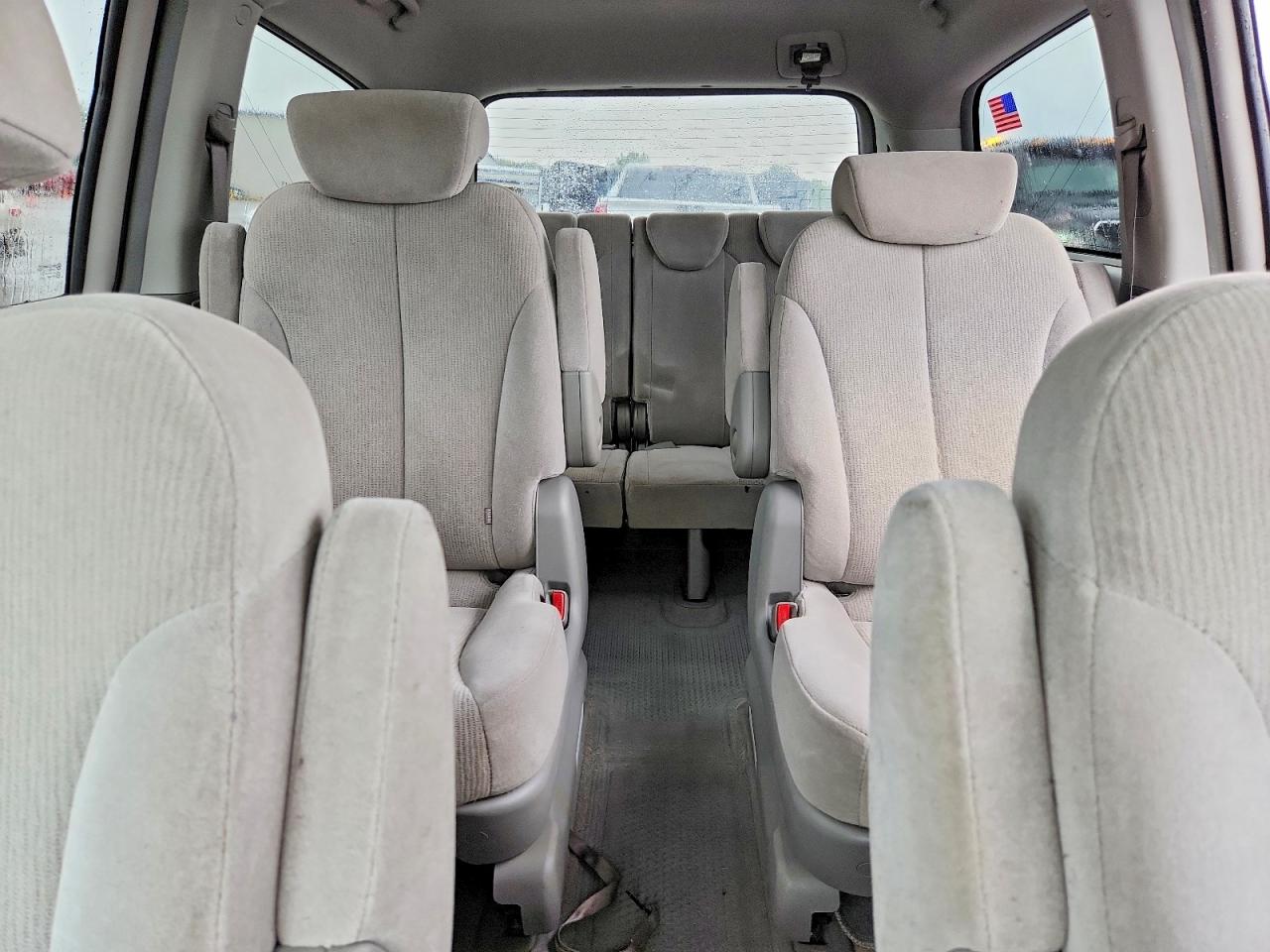2006 Kia Sedona Lx Blue vin: KNDMB233466088960