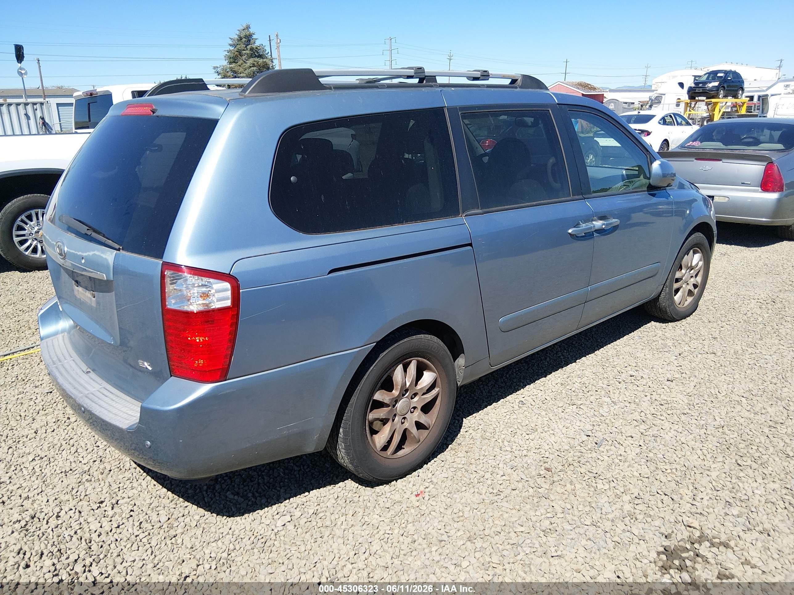 2007 Kia Sedona Ex Синий vin: KNDMB233476163979