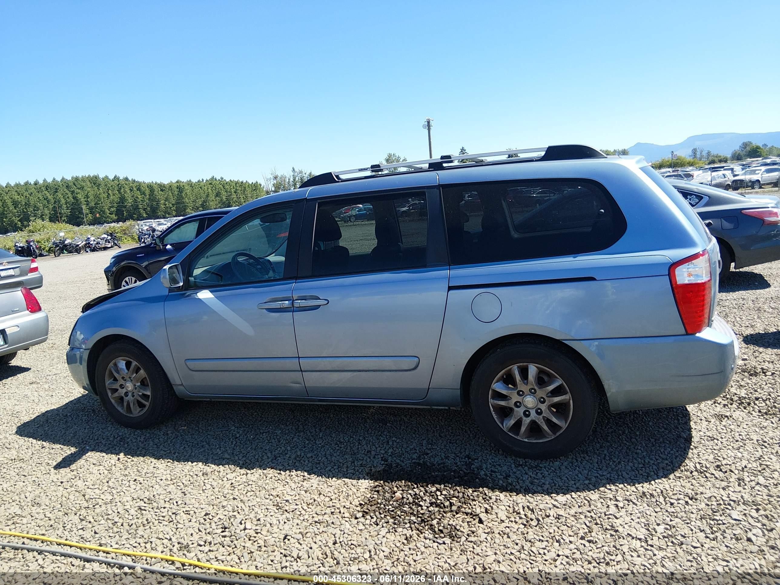 2007 Kia Sedona Ex Синий vin: KNDMB233476163979