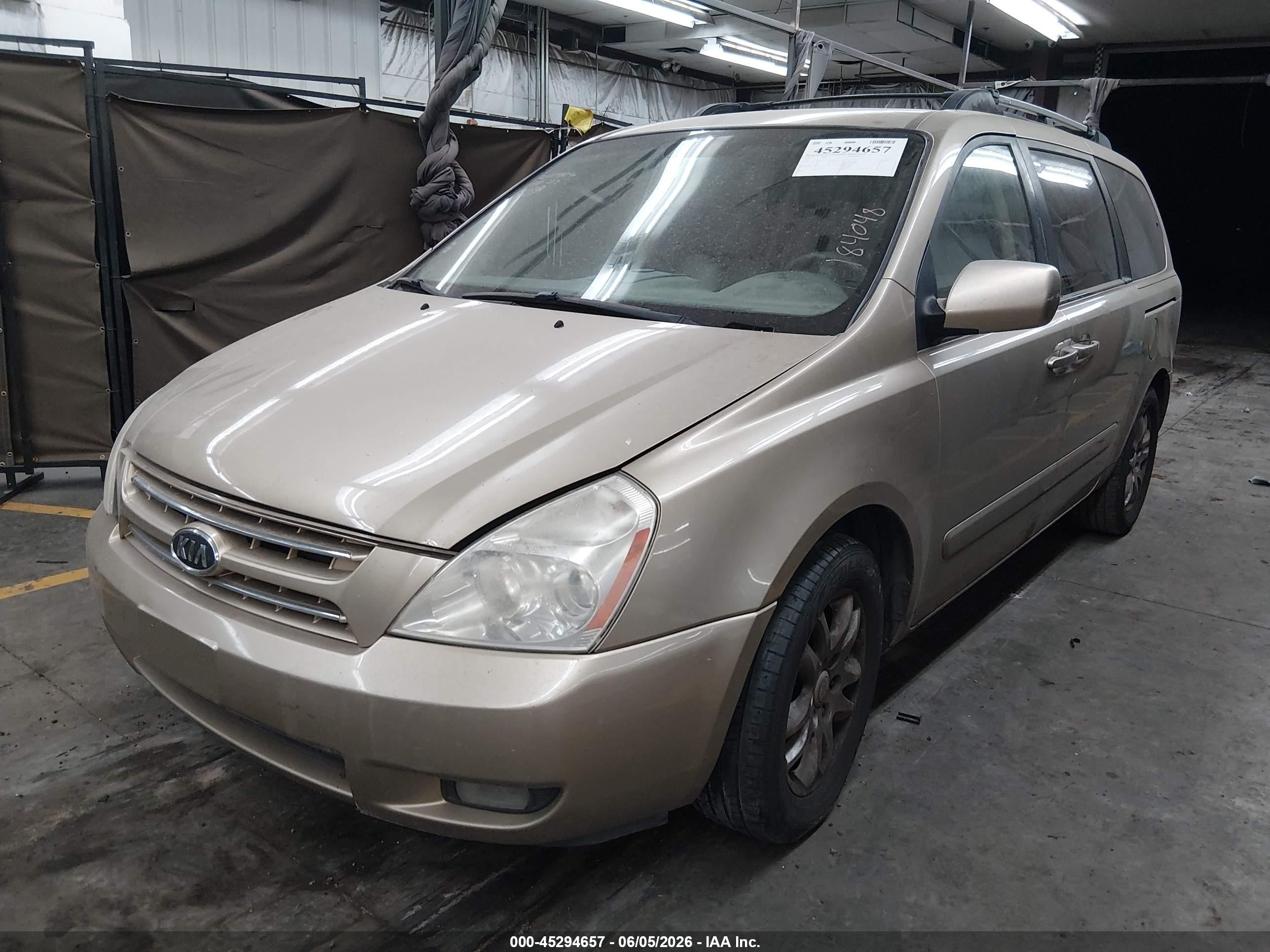 2008 Kia Sedona Ex/lx Tan vin: KNDMB233486207531