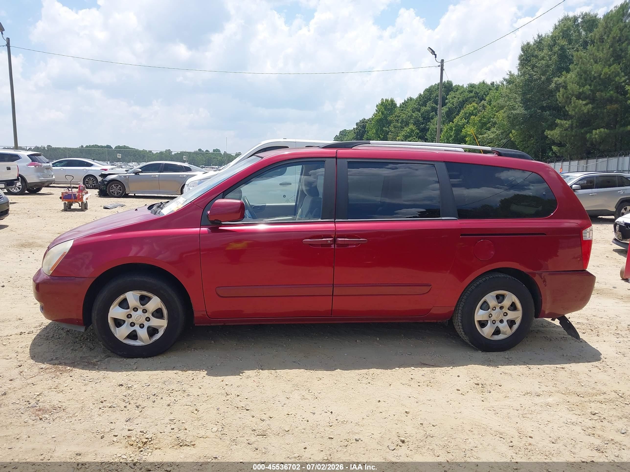 2009 Kia Sedona Lx Burgundy vin: KNDMB233496313589