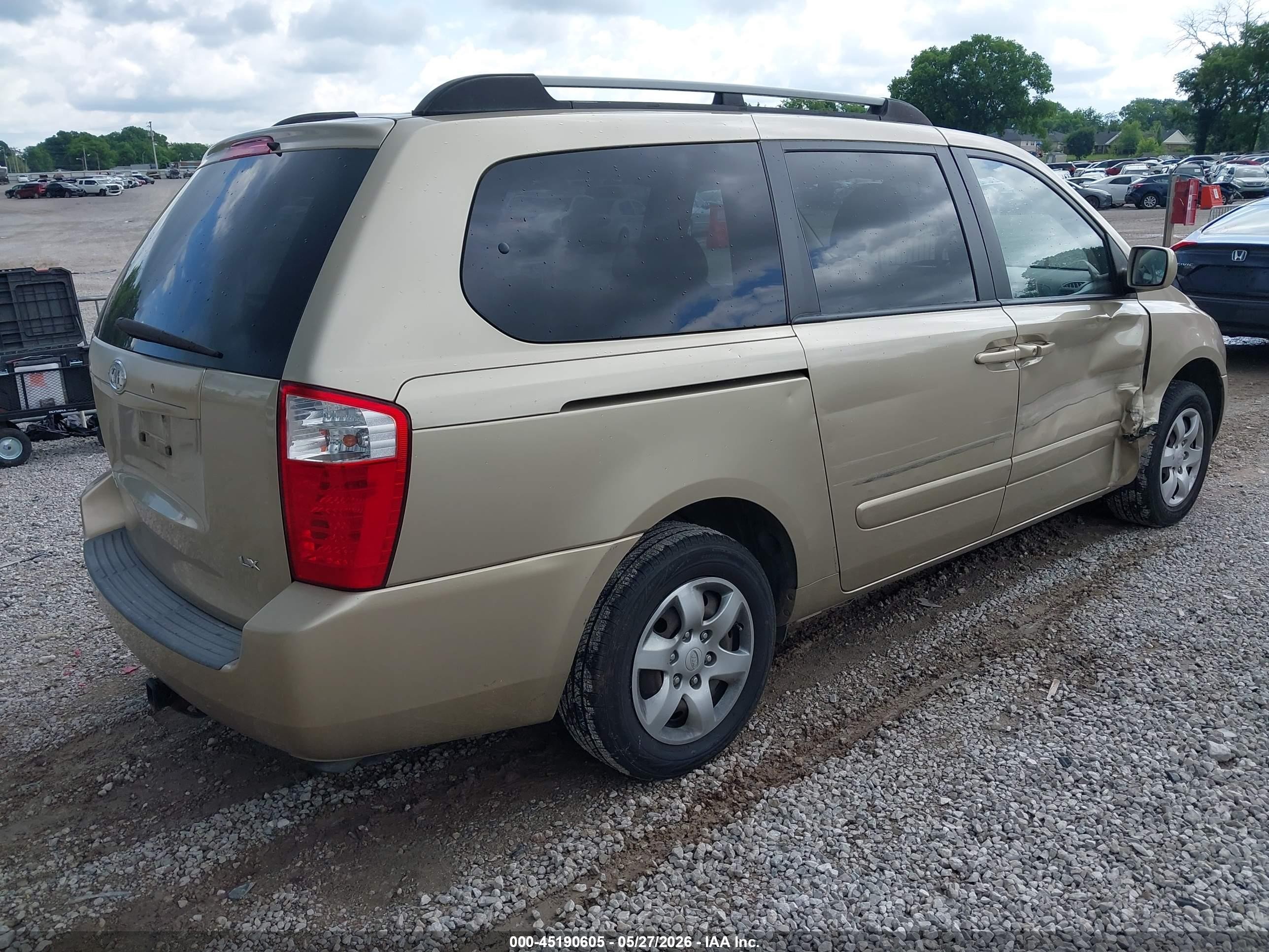 2008 Kia Sedona Lx Gold vin: KNDMB233586202497