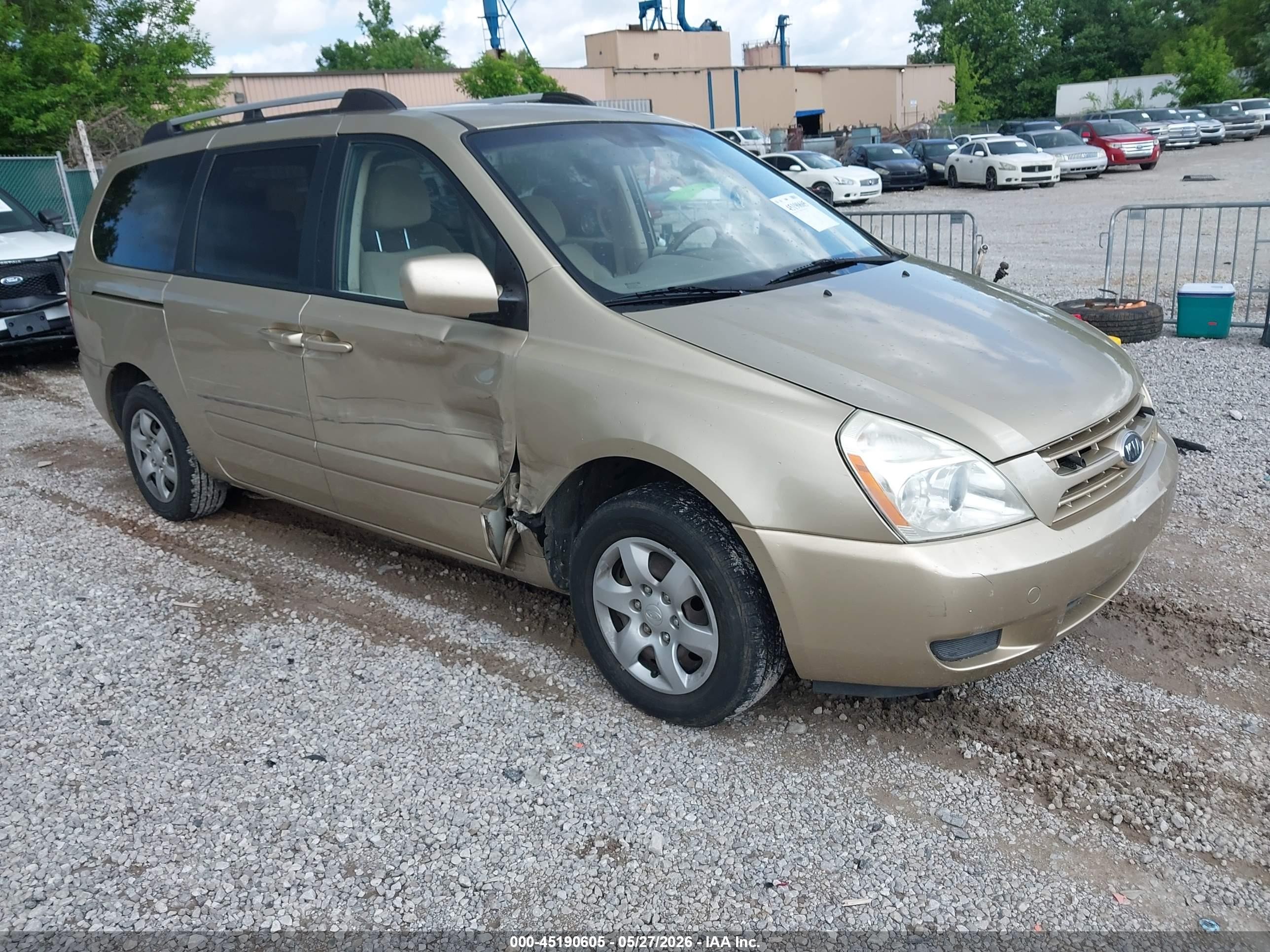 2008 Kia Sedona Lx Gold vin: KNDMB233586202497
