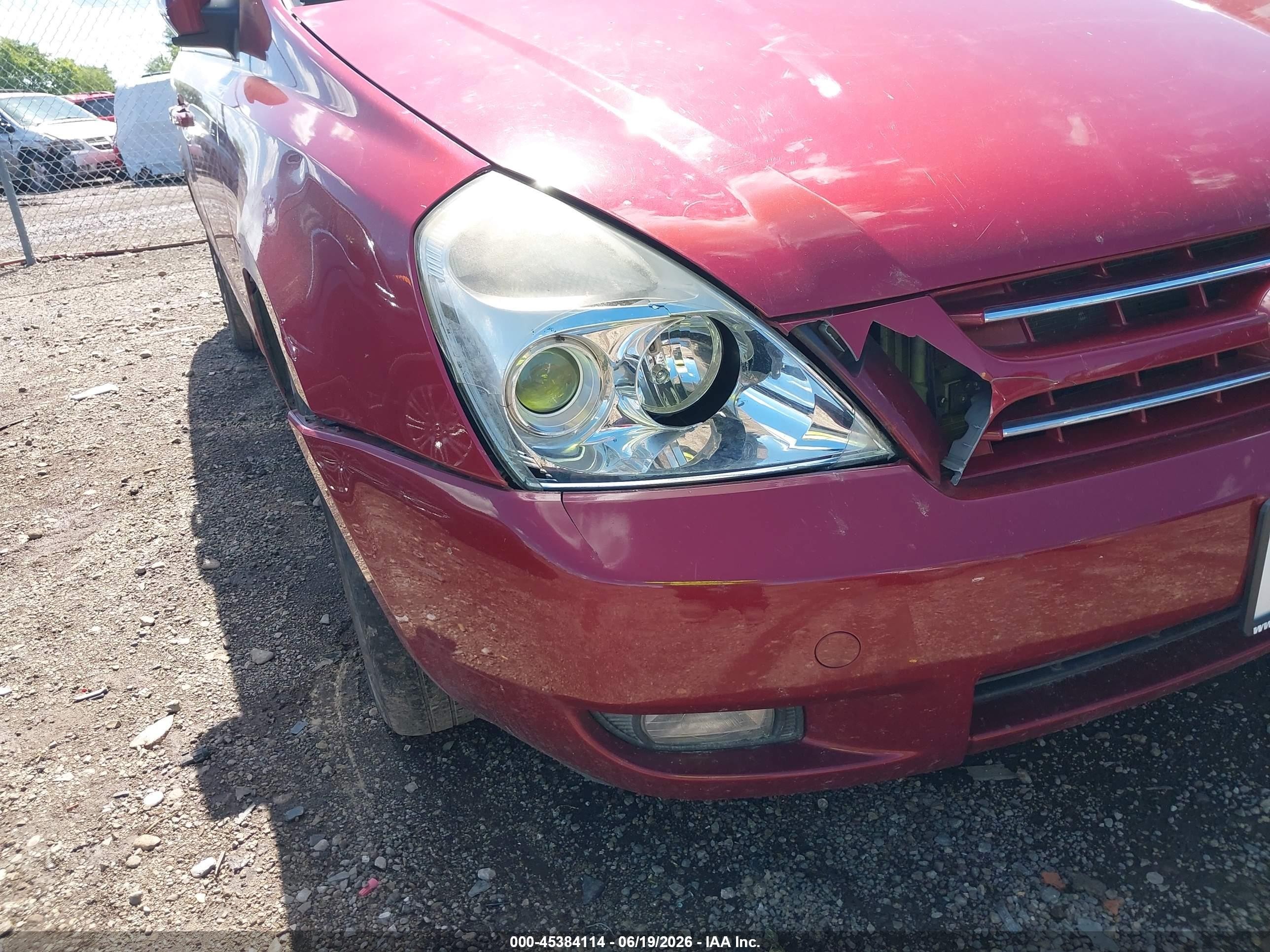 2008 Kia Sedona Ex Red vin: KNDMB233586248833