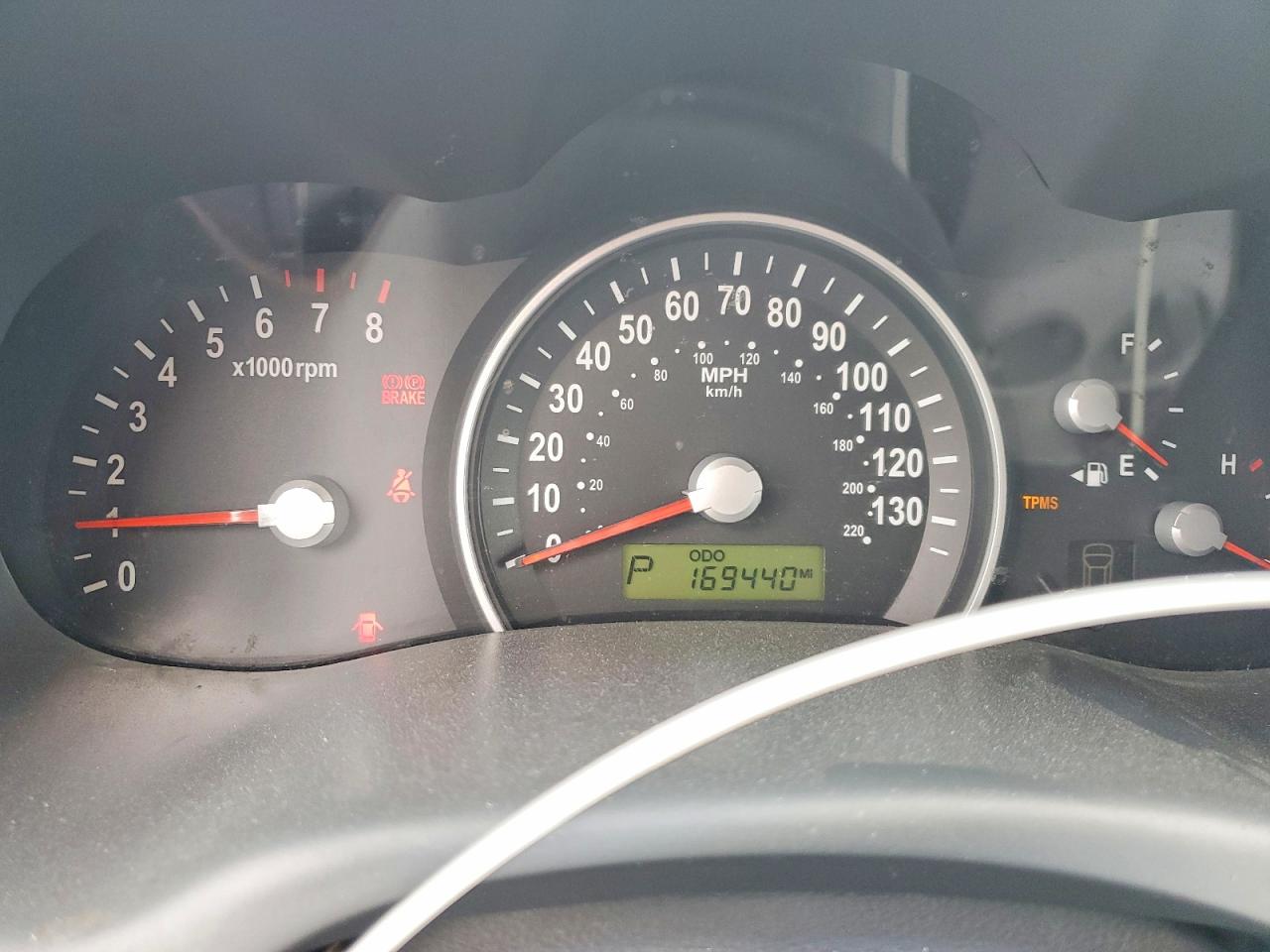 2008 Kia Sedona Lx Silver vin: KNDMB233586262487