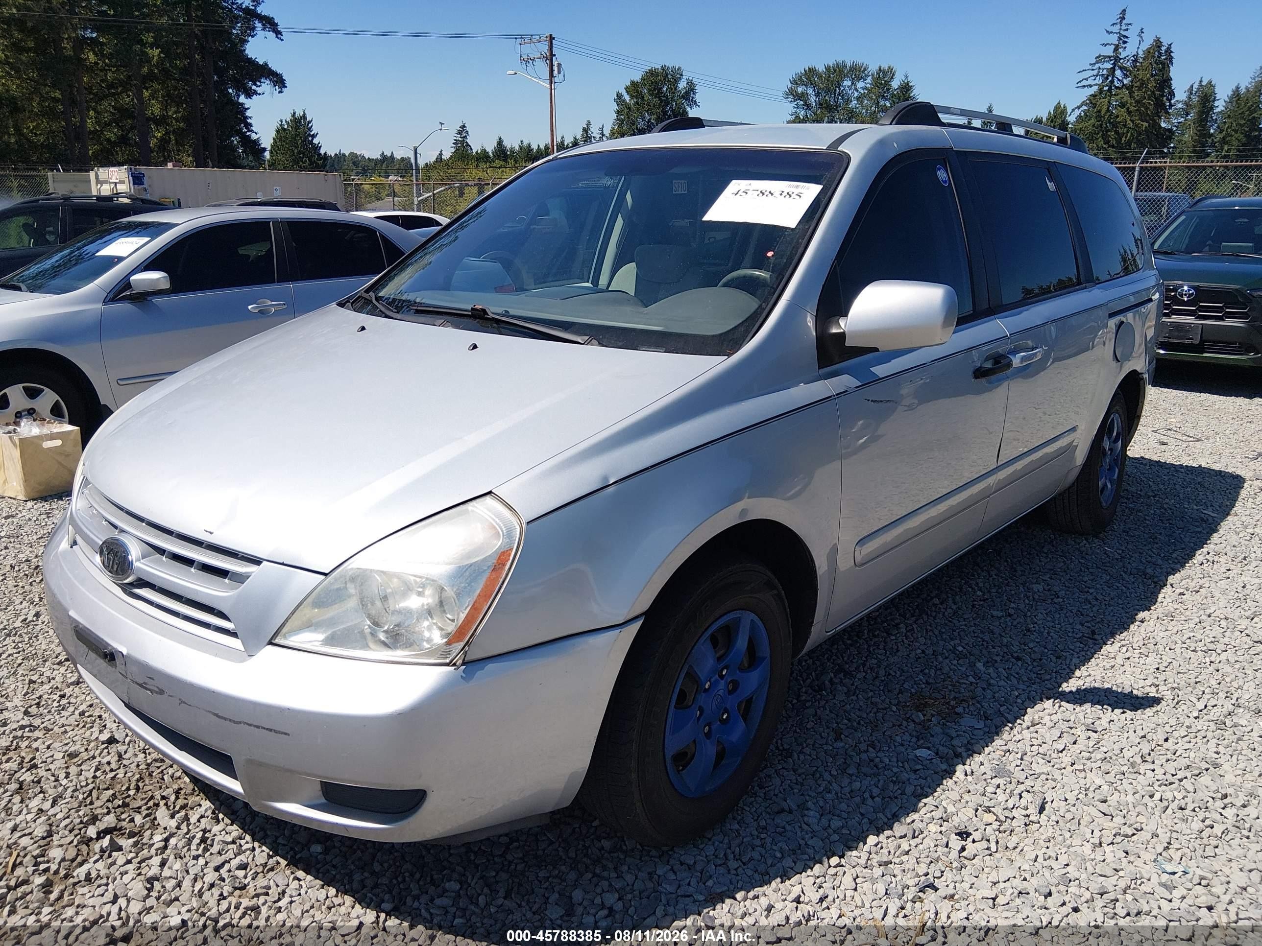 2008 Kia Sedona Lx Silver vin: KNDMB233586266930
