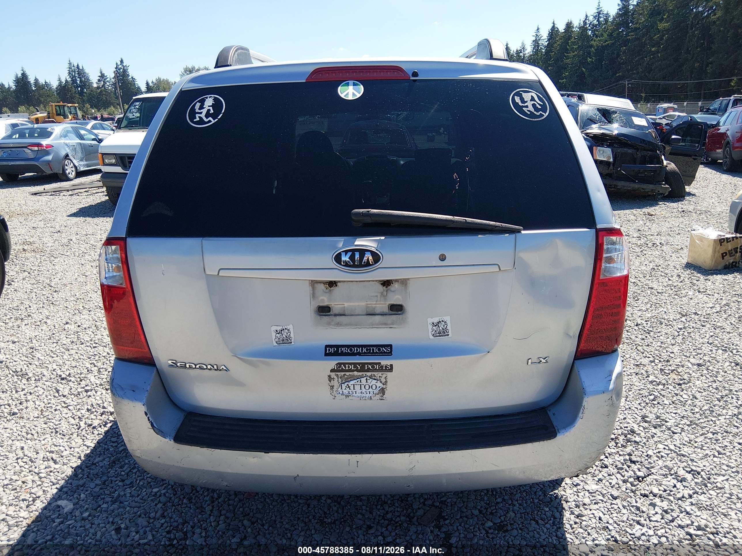 2008 Kia Sedona Lx Silver vin: KNDMB233586266930
