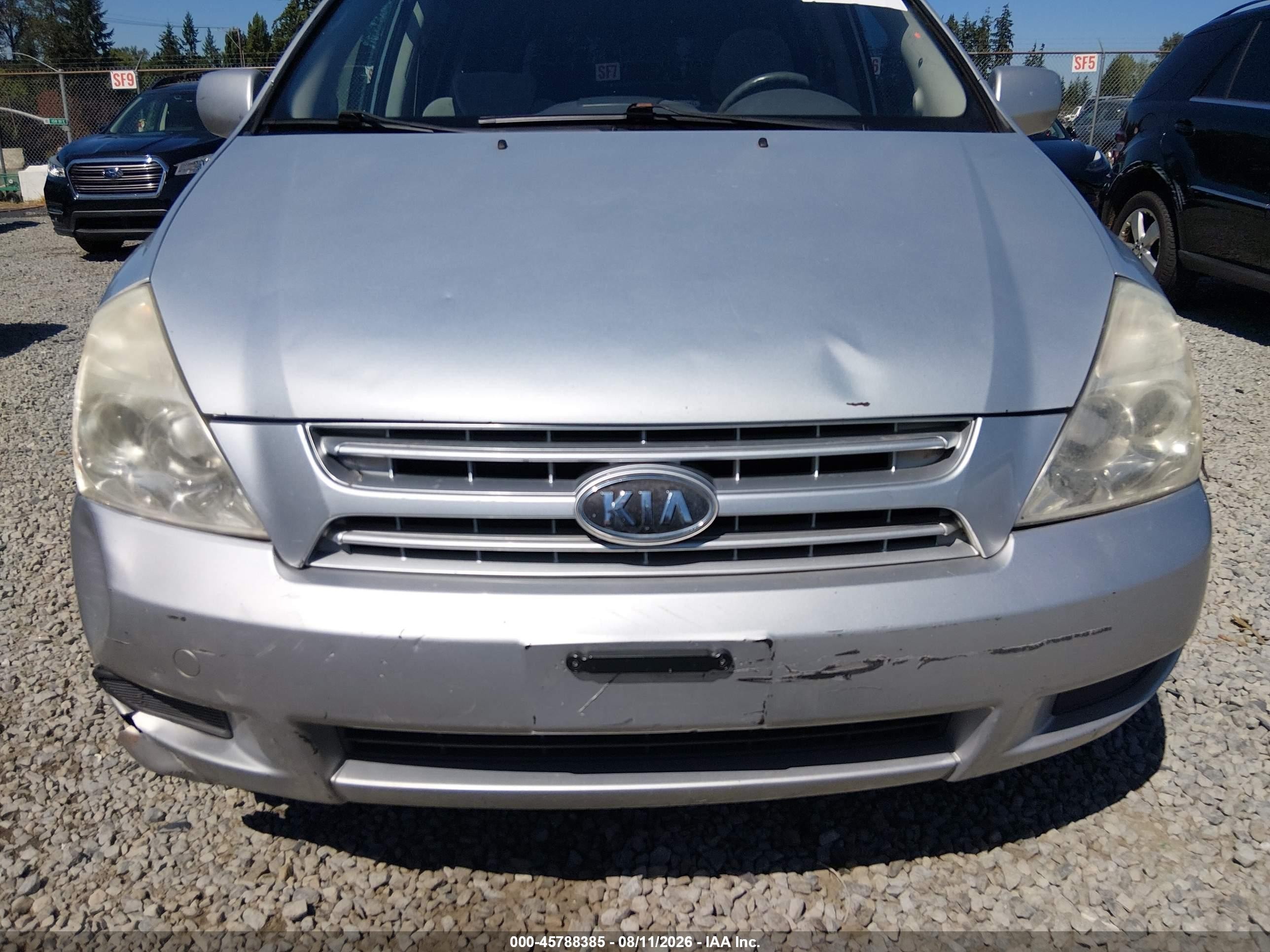 2008 Kia Sedona Lx Silver vin: KNDMB233586266930