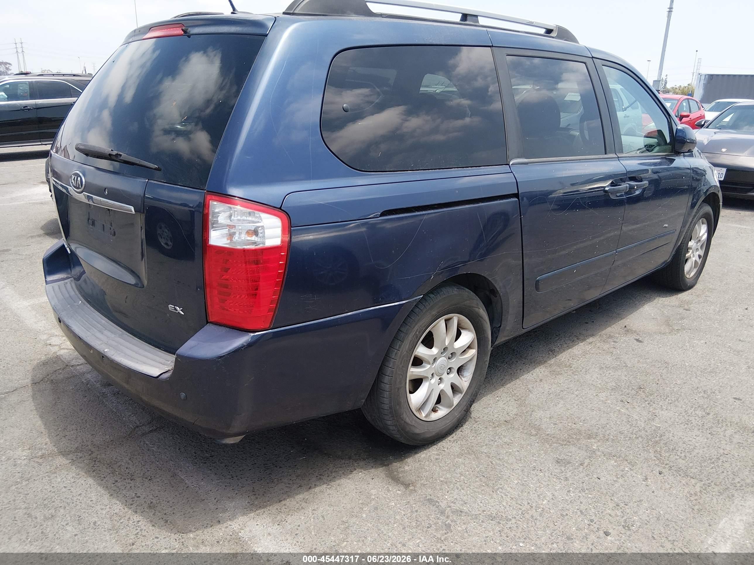 2009 Kia Sedona Ex Blue vin: KNDMB233596273426