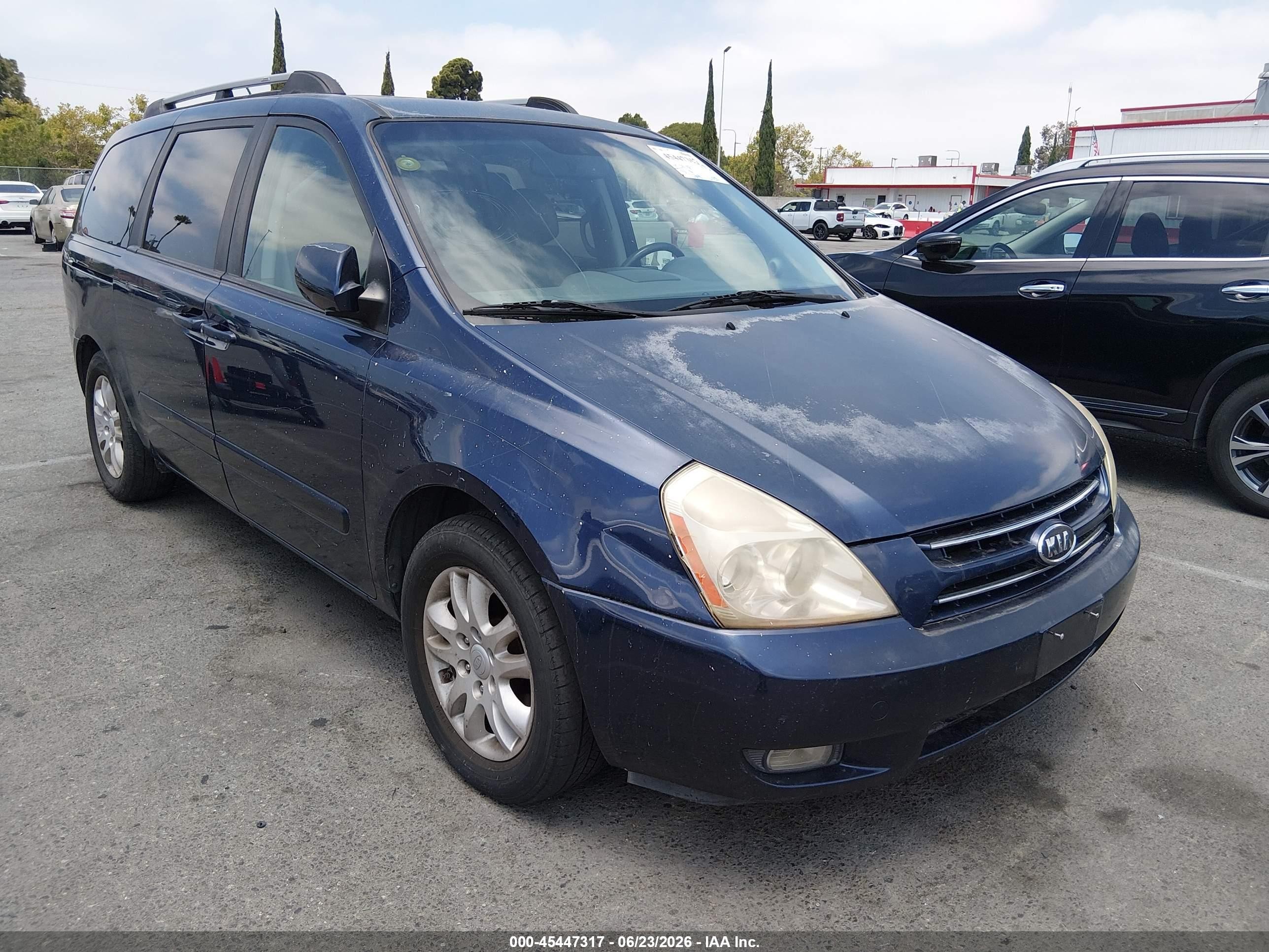 2009 Kia Sedona Ex Blue vin: KNDMB233596273426