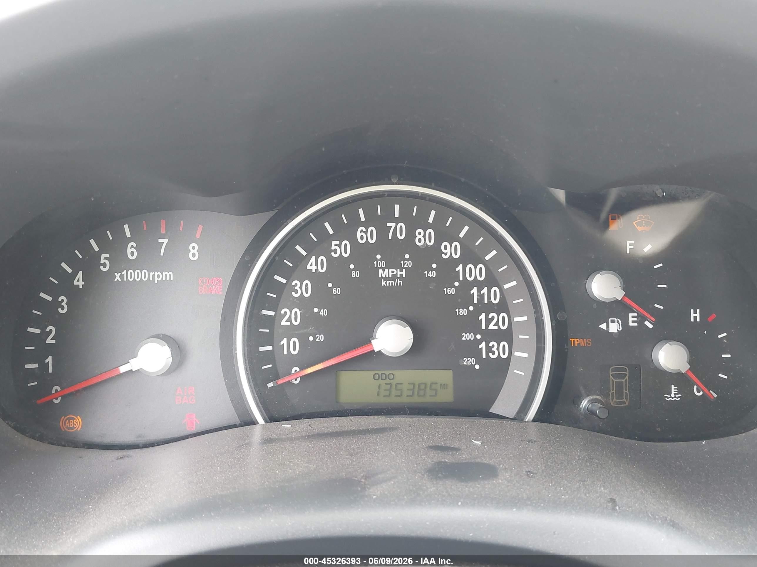 2006 Kia Sedona Ex/lx Silver vin: KNDMB233666033295
